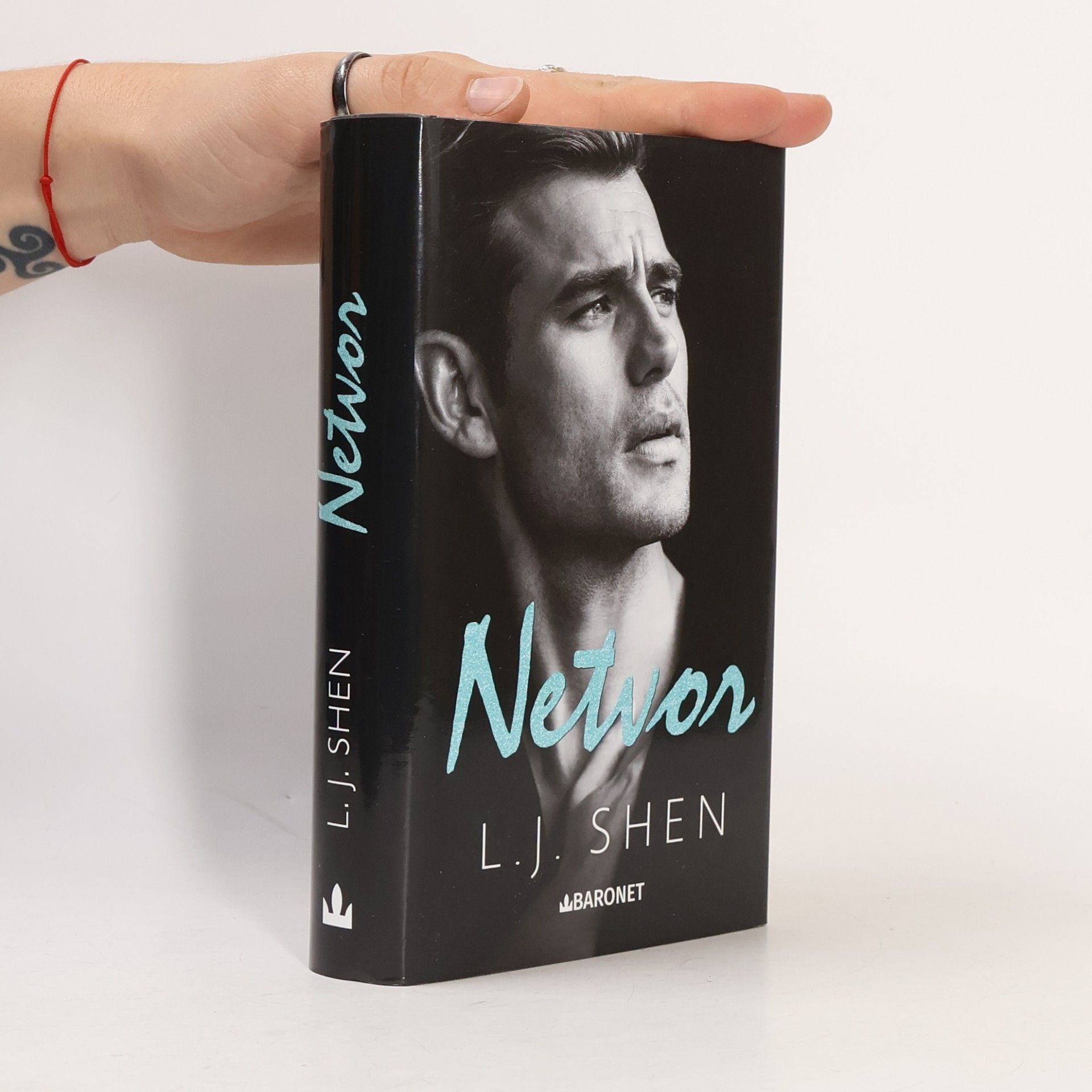 L. J.  Shen Netvor