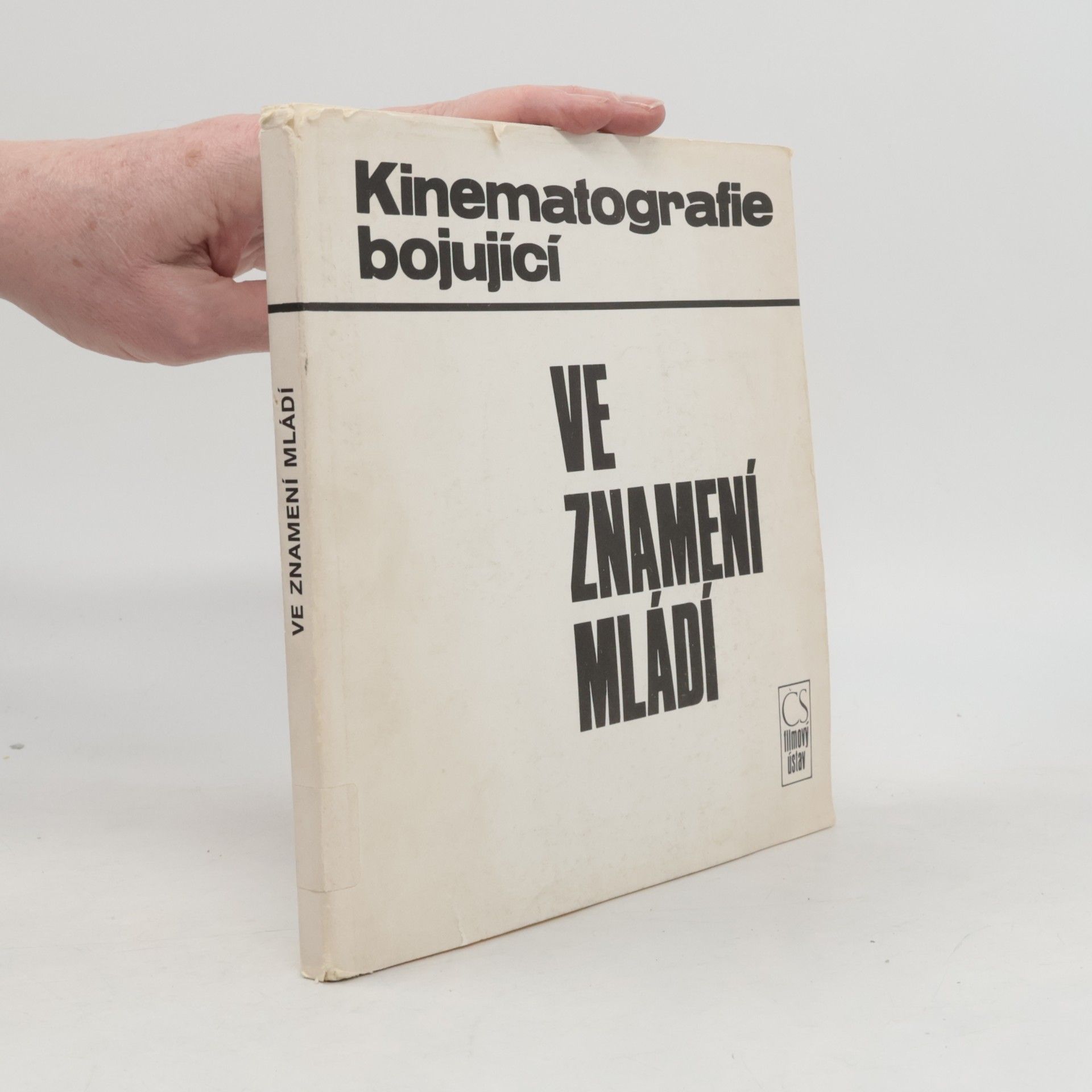 Autorenkollektiv Ve znamení mládí