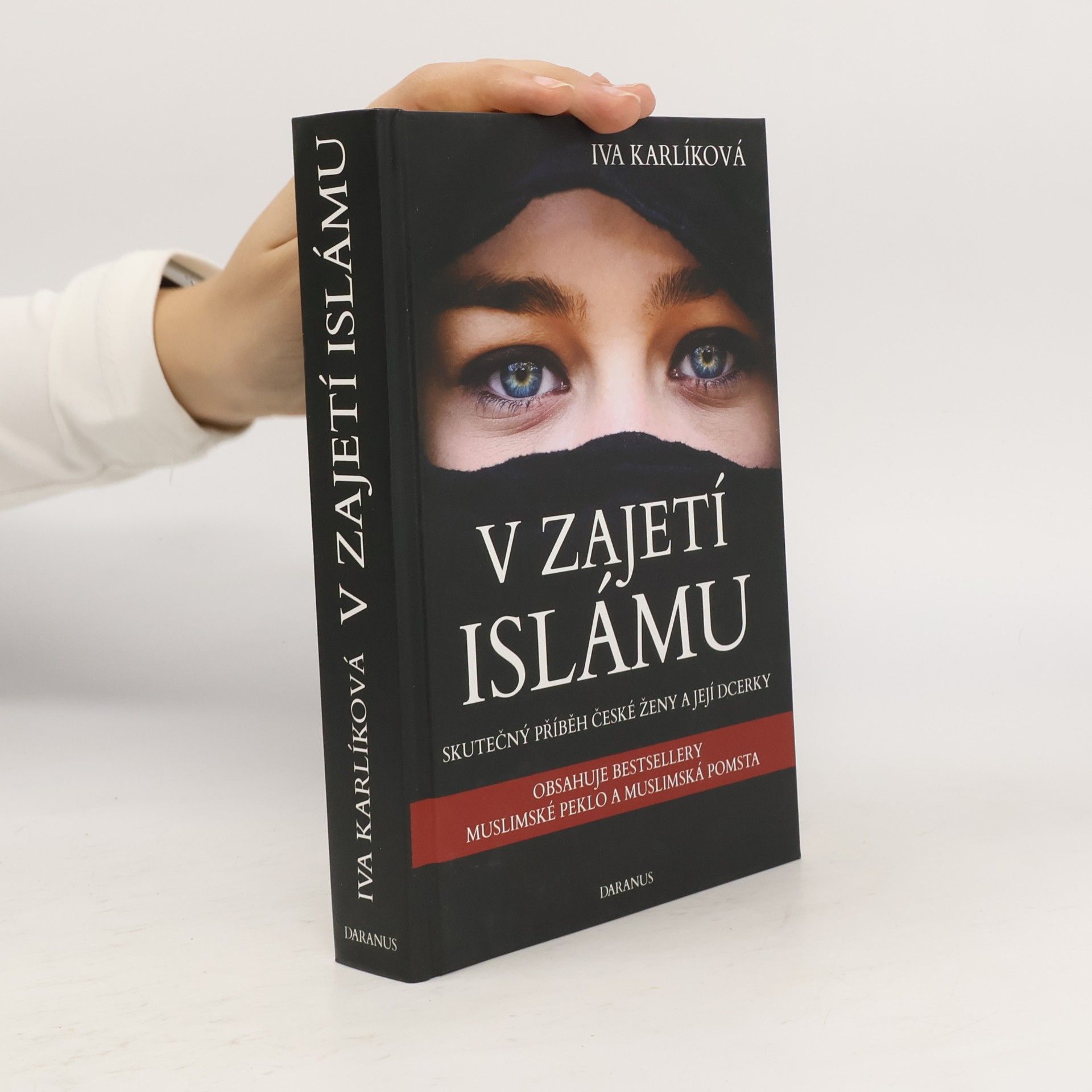Iva Karlíková V zajetí islámu