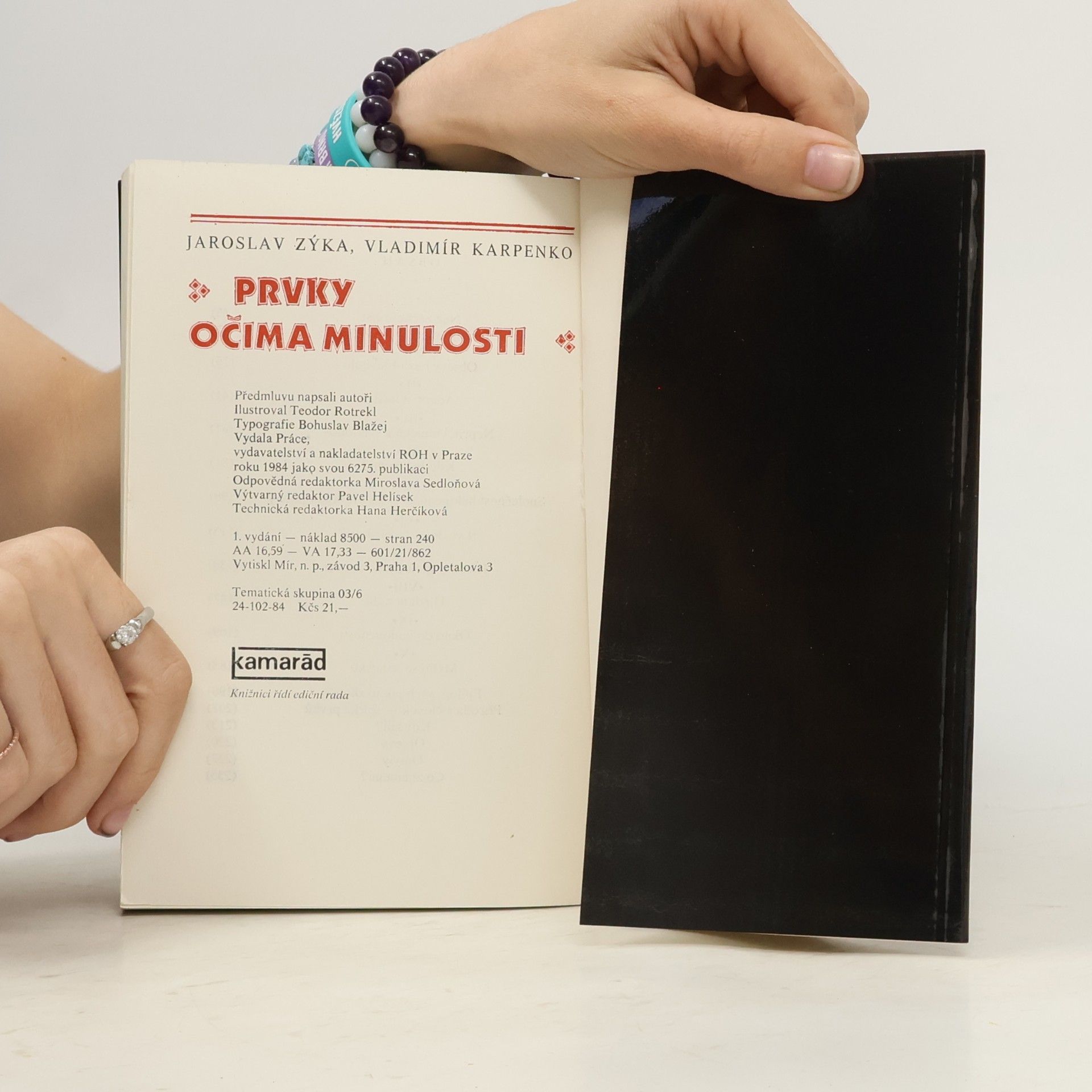 Jaroslav Zýka Prvky očima minulosti