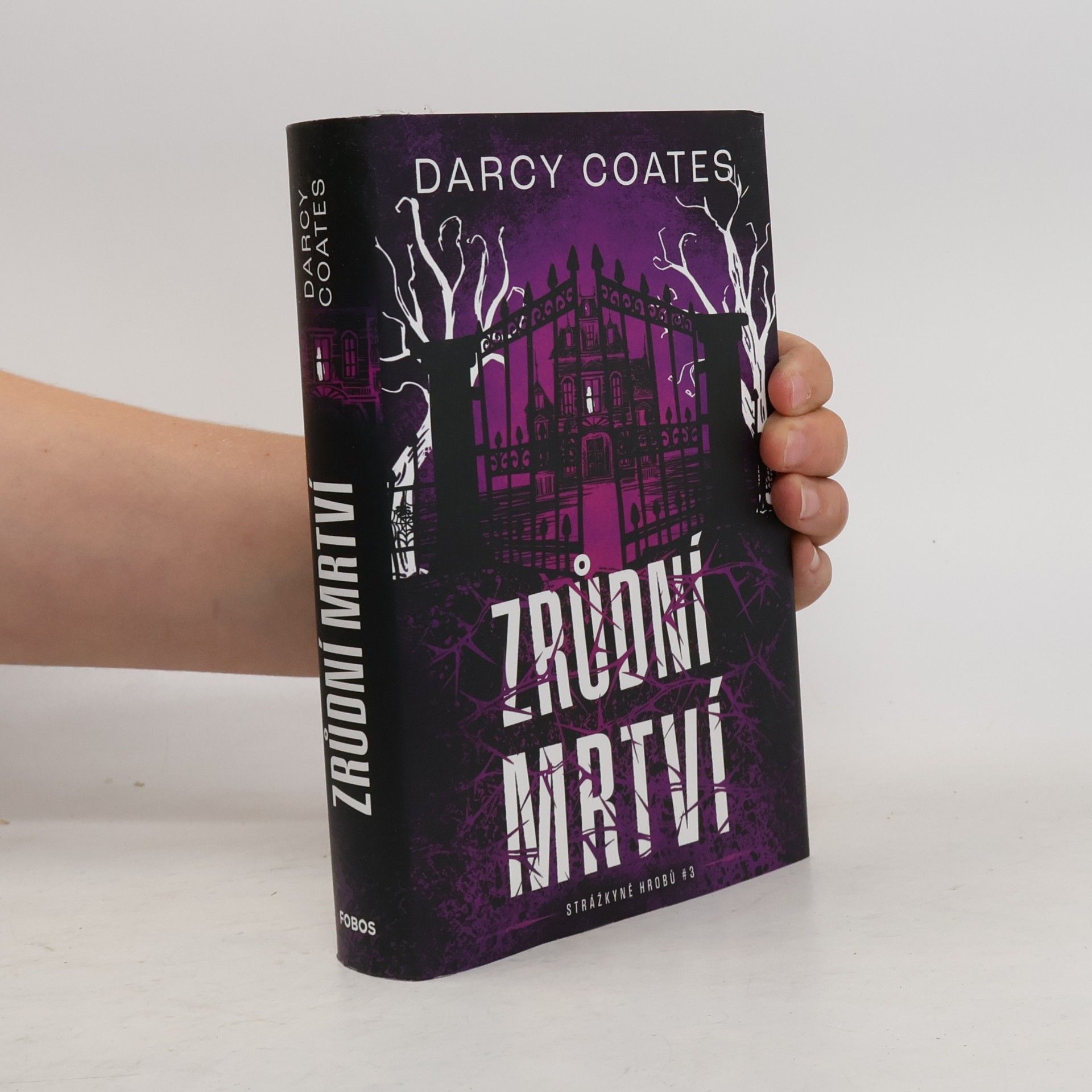 Darcy Coates Zrůdní mrtví