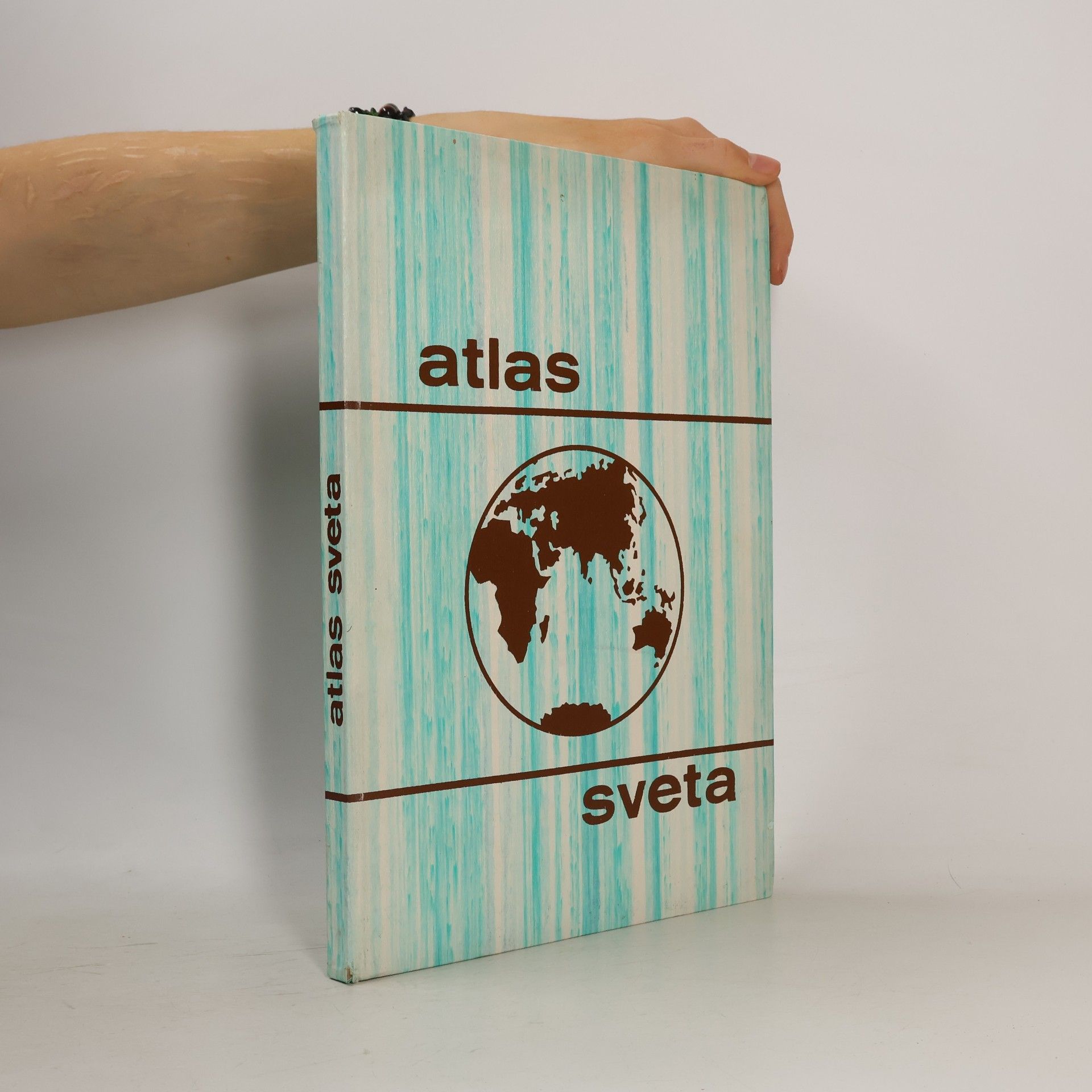Autorenkollektiv Atlas sveta