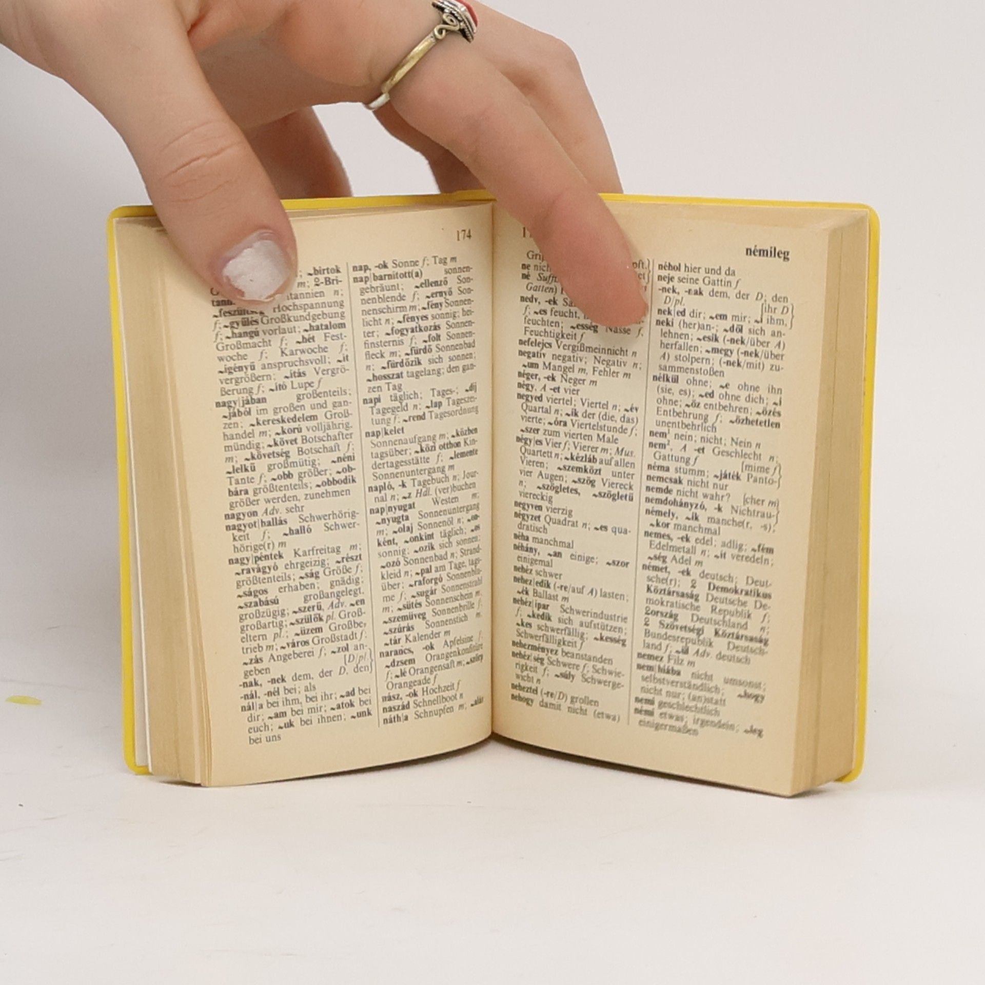 Autorenkollektiv Langenscheidts Universal Wörterbuch: Ungarisch