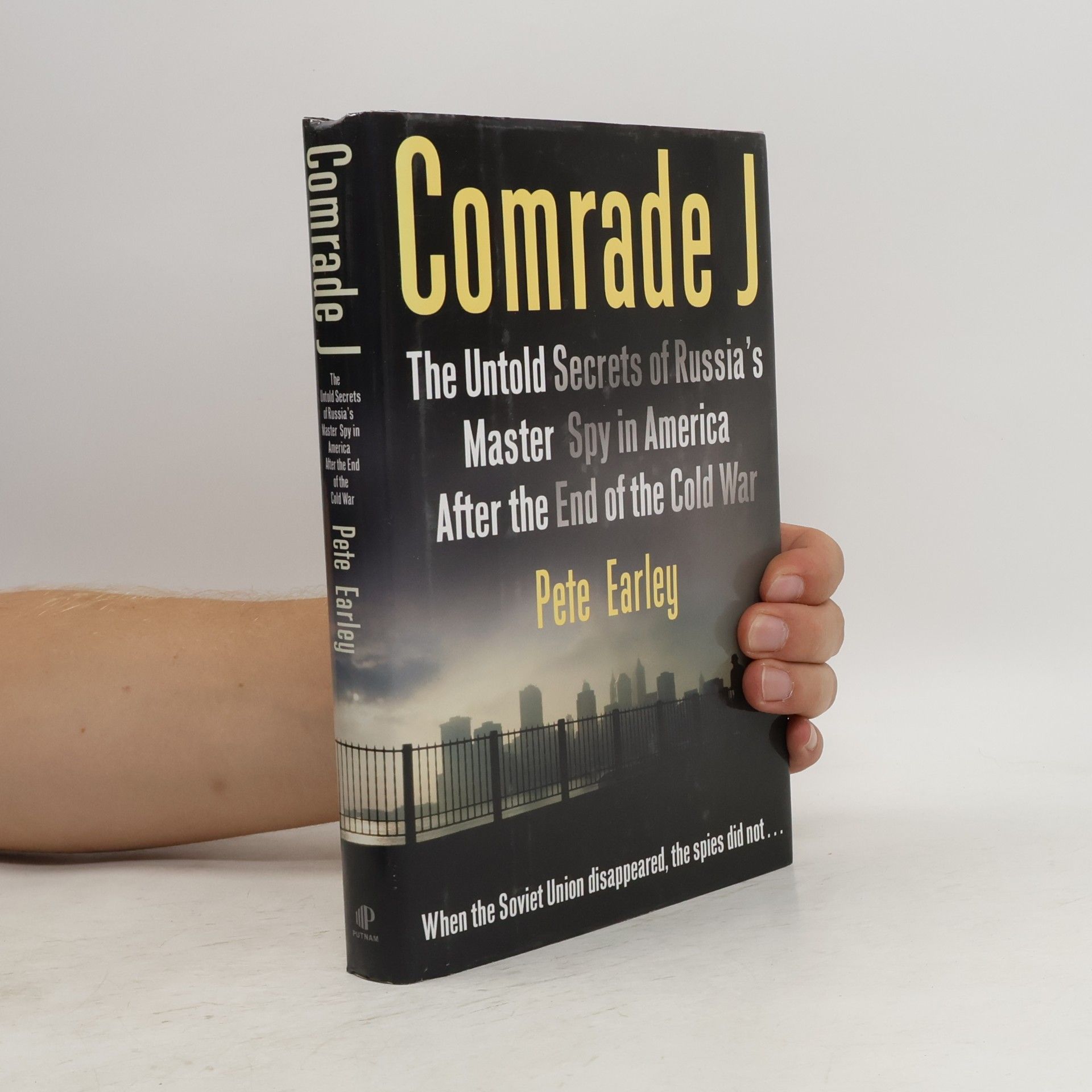 Pete Earley Comrade J