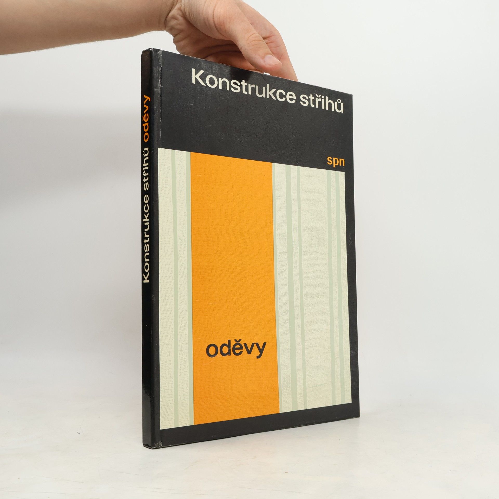 Bohumila Mrázková Konstrukce střihů. Oděvy