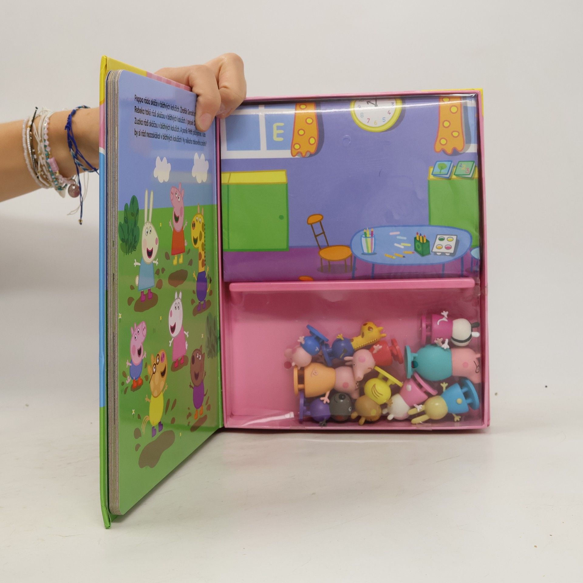 Autores varios Peppa Pig. Čti a hraj si s námi