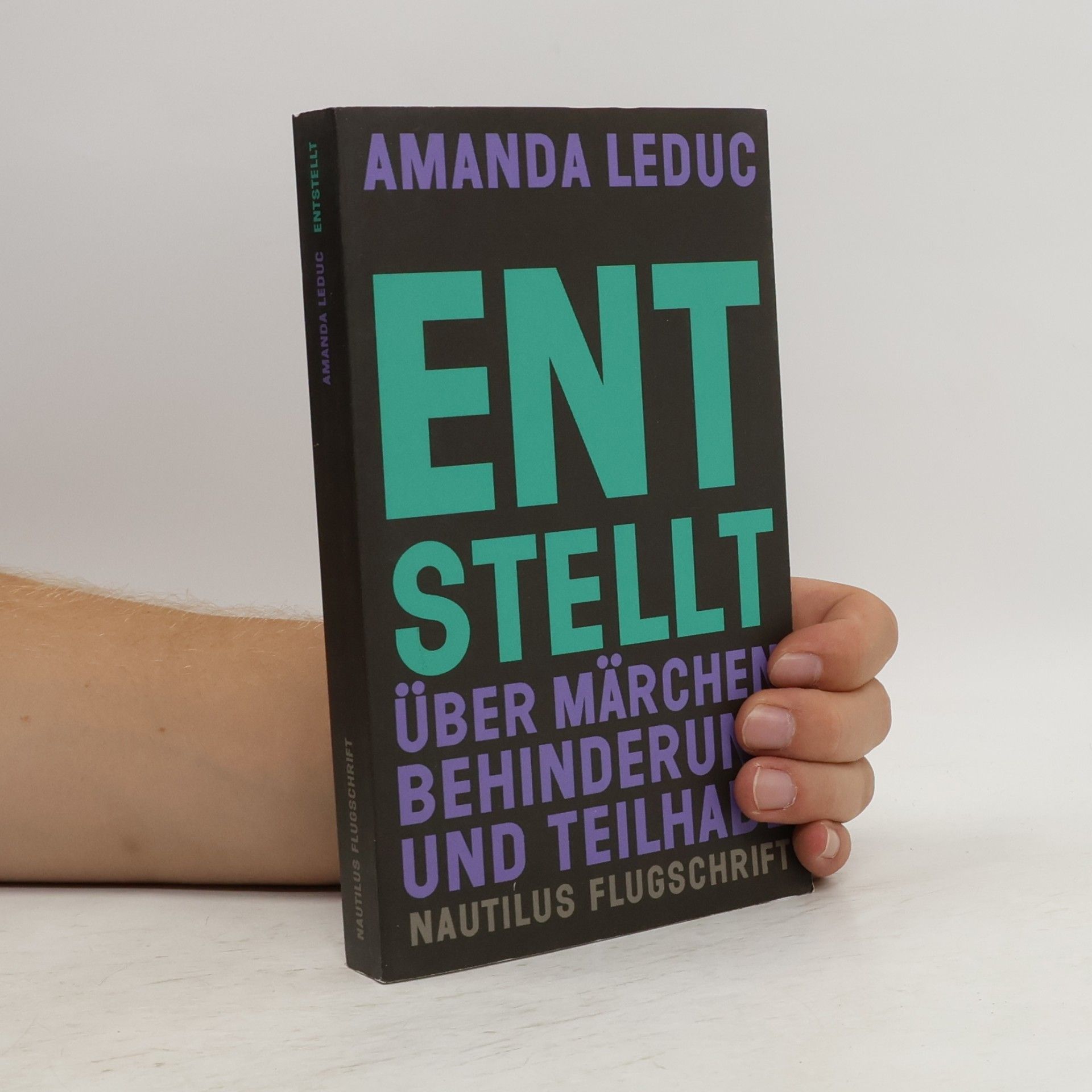 Leducová Amanda Entstellt