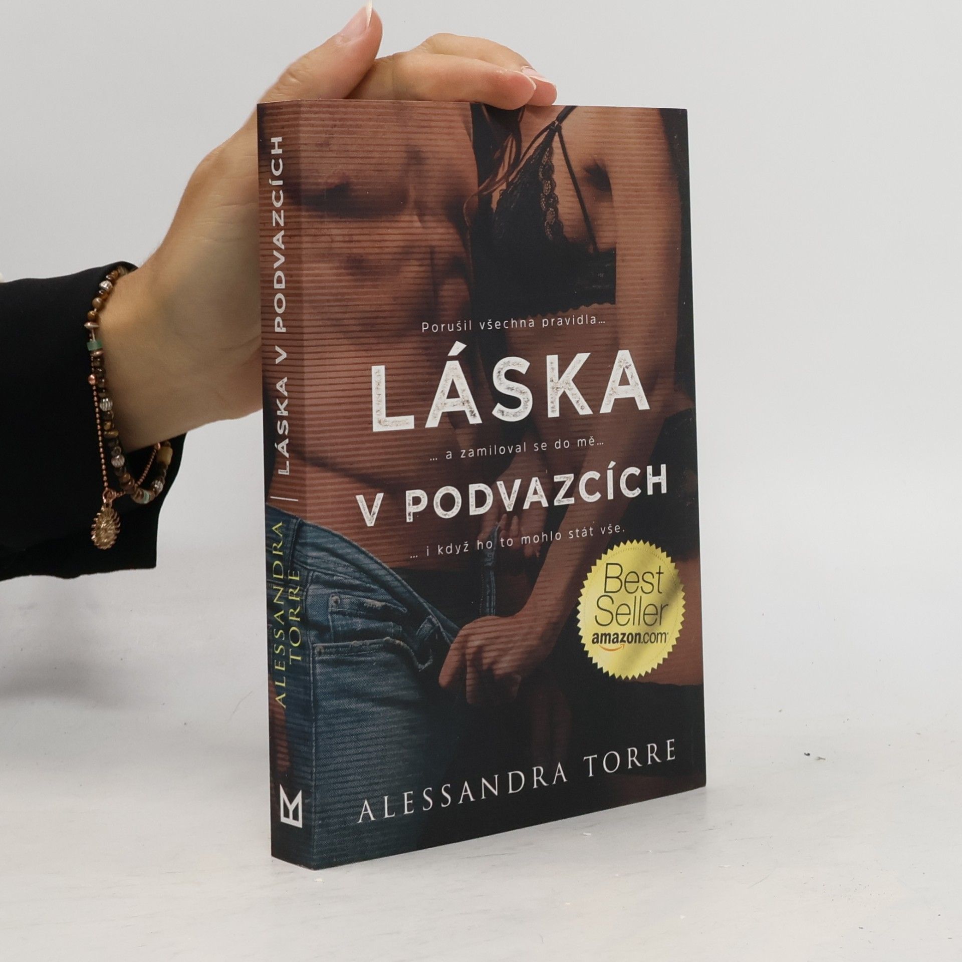 Alessandra Torre Láska v podvazcích