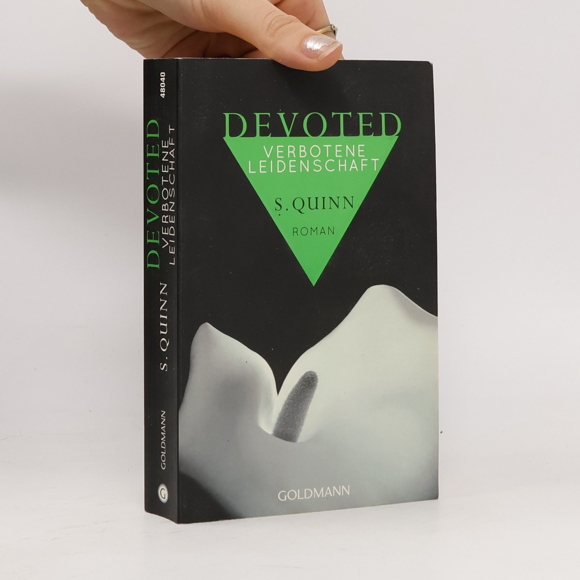 Devoted - Verbotene Leidenschaft