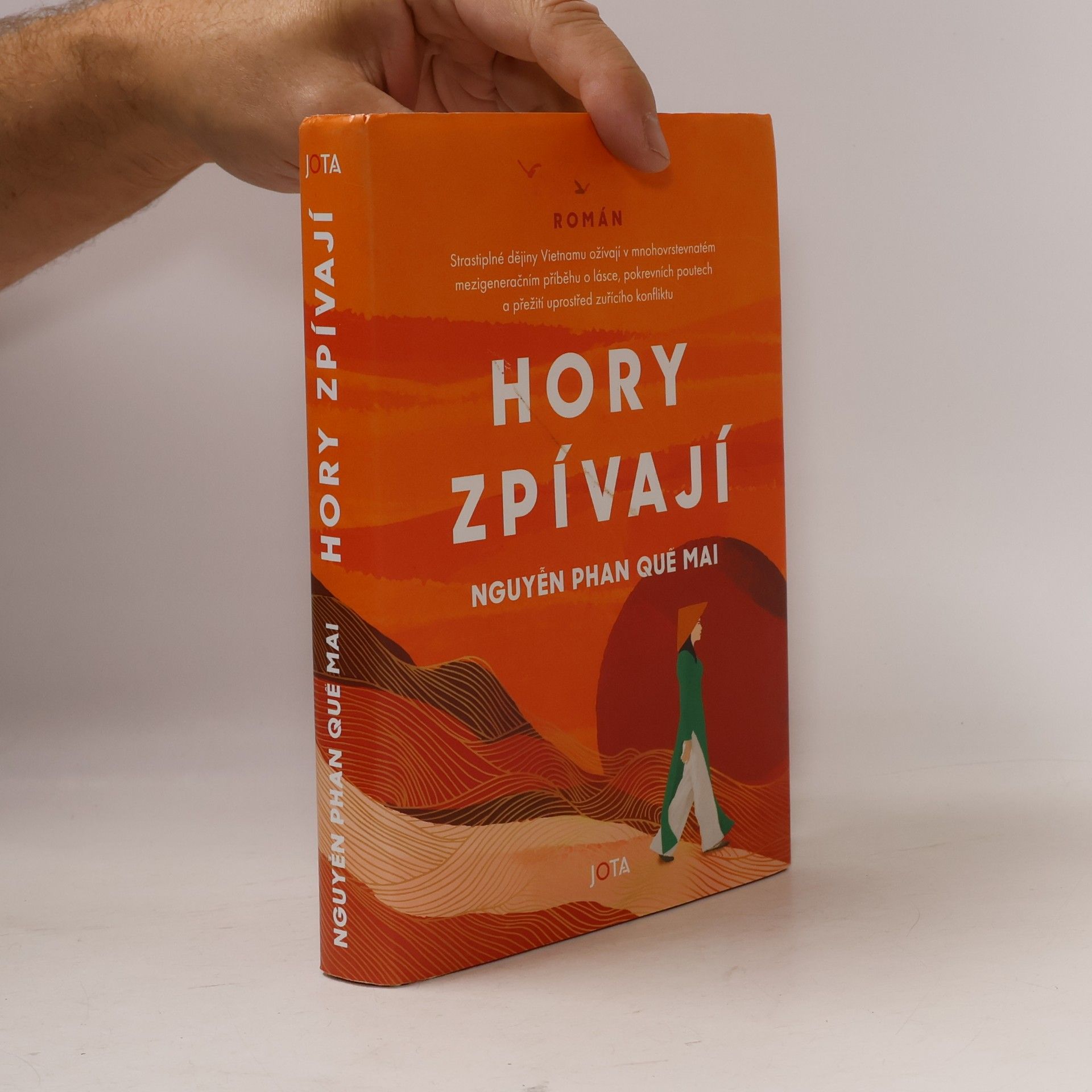 Nguyễn Phan Quế Mai Hory zpívají