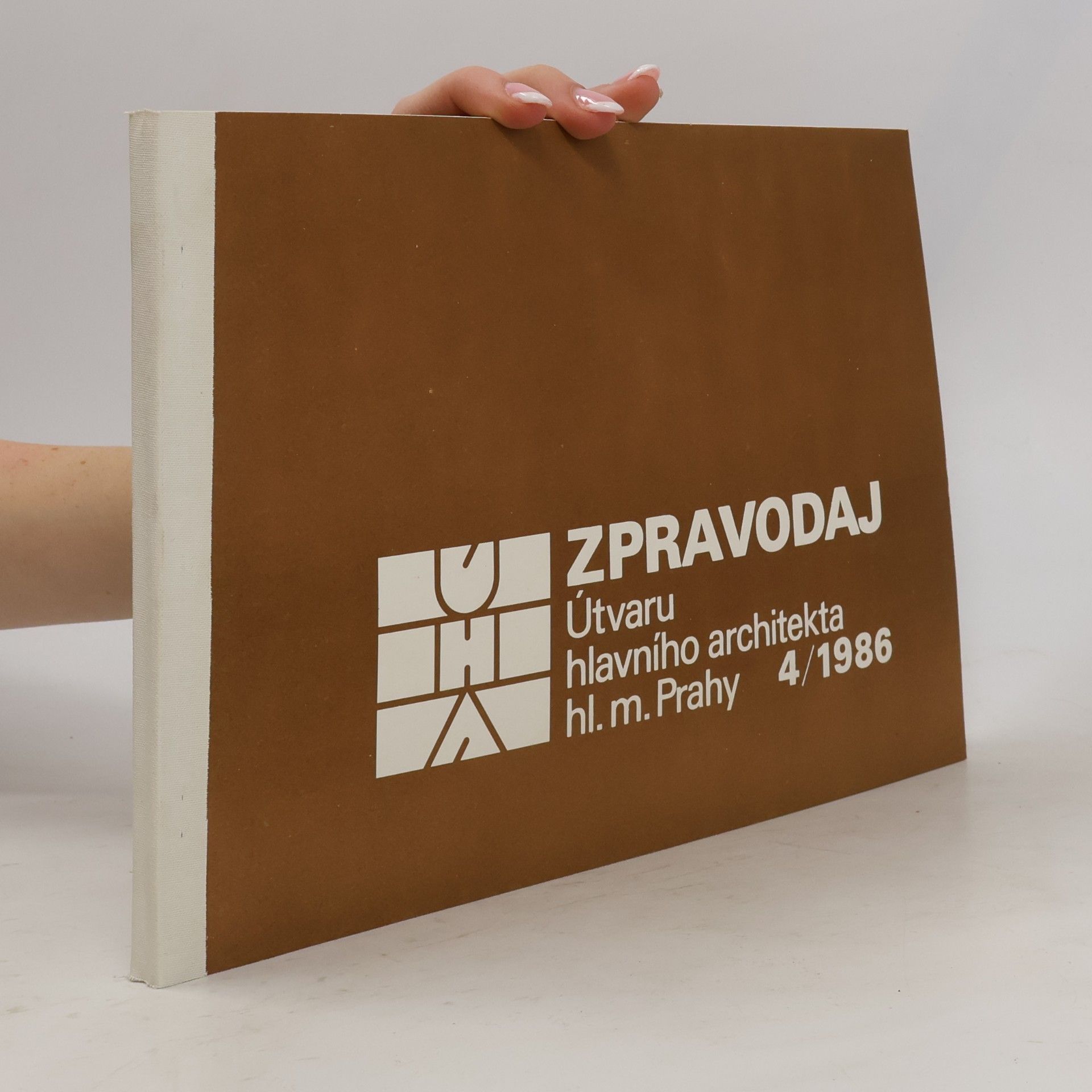 Kolektiv autorů Zpravodaj. Útvaru hlavního architekta hl. m. Prahy 4/1986