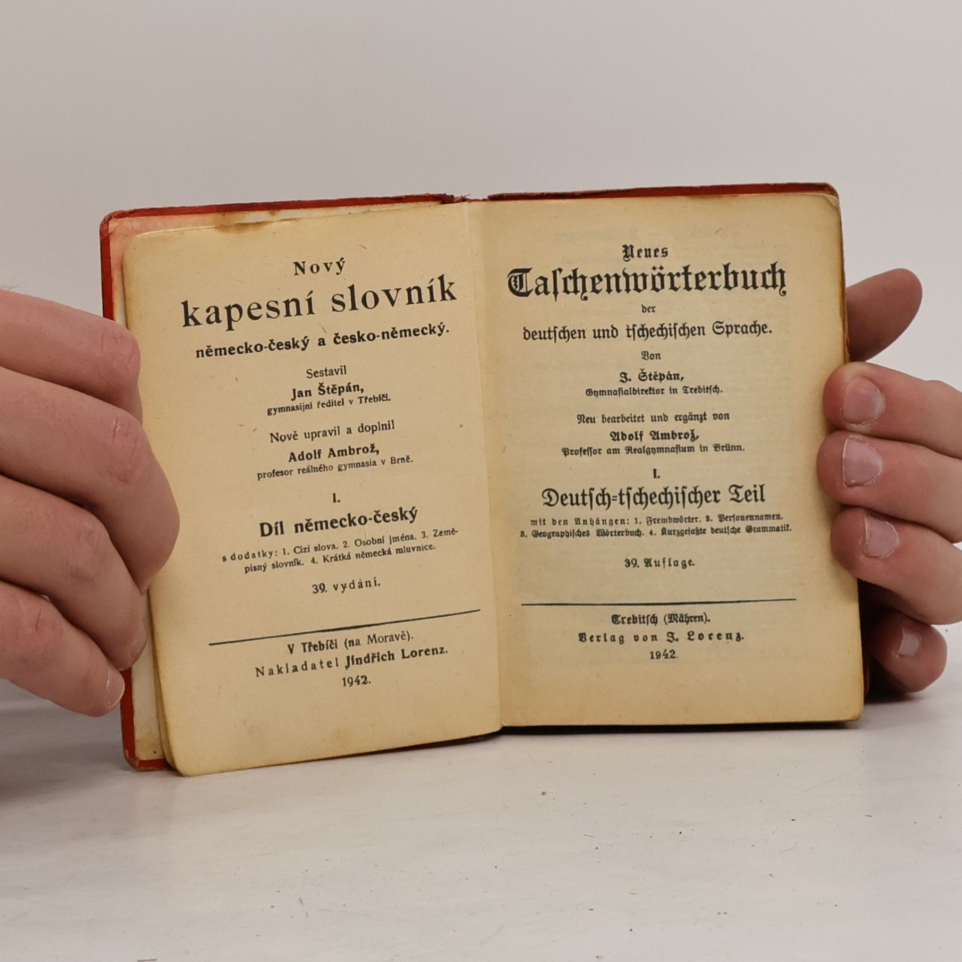 J. Štěpán Kapesní slovník česko-německý a německo-český