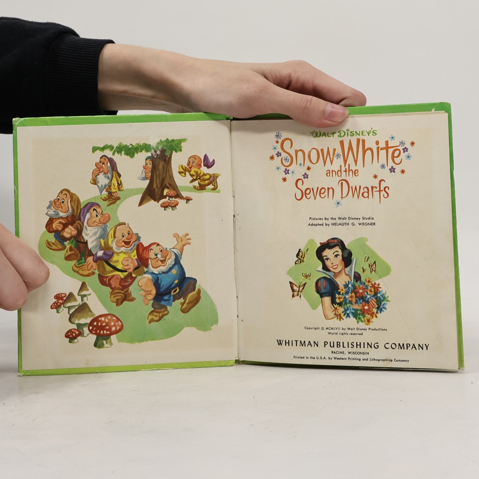 Walt Disney Snow White and the Seven Dwarfs