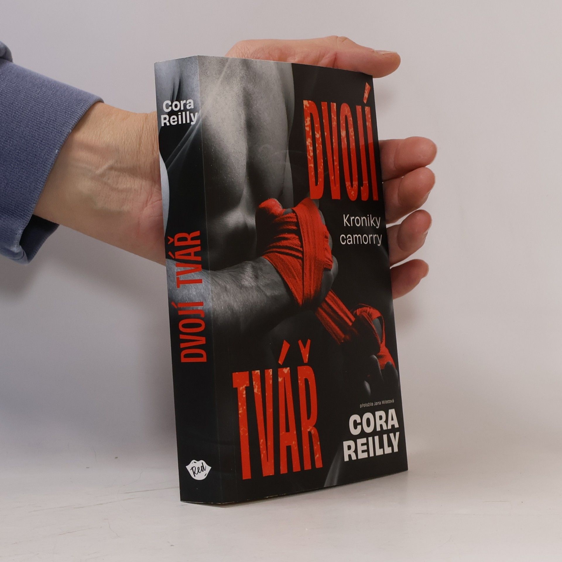 Cora Reilly Dvojí tvář