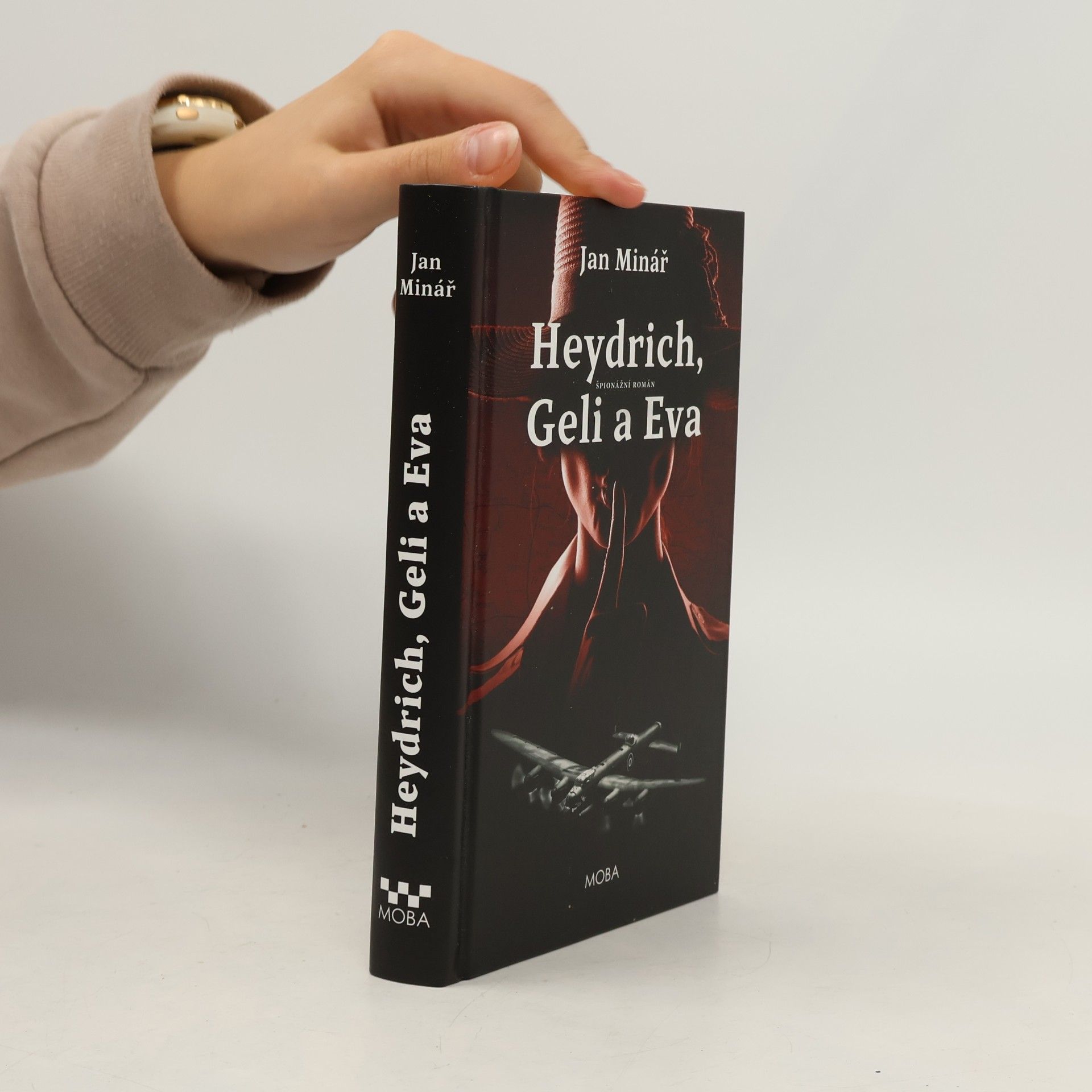 Heydrich, Geli a Eva