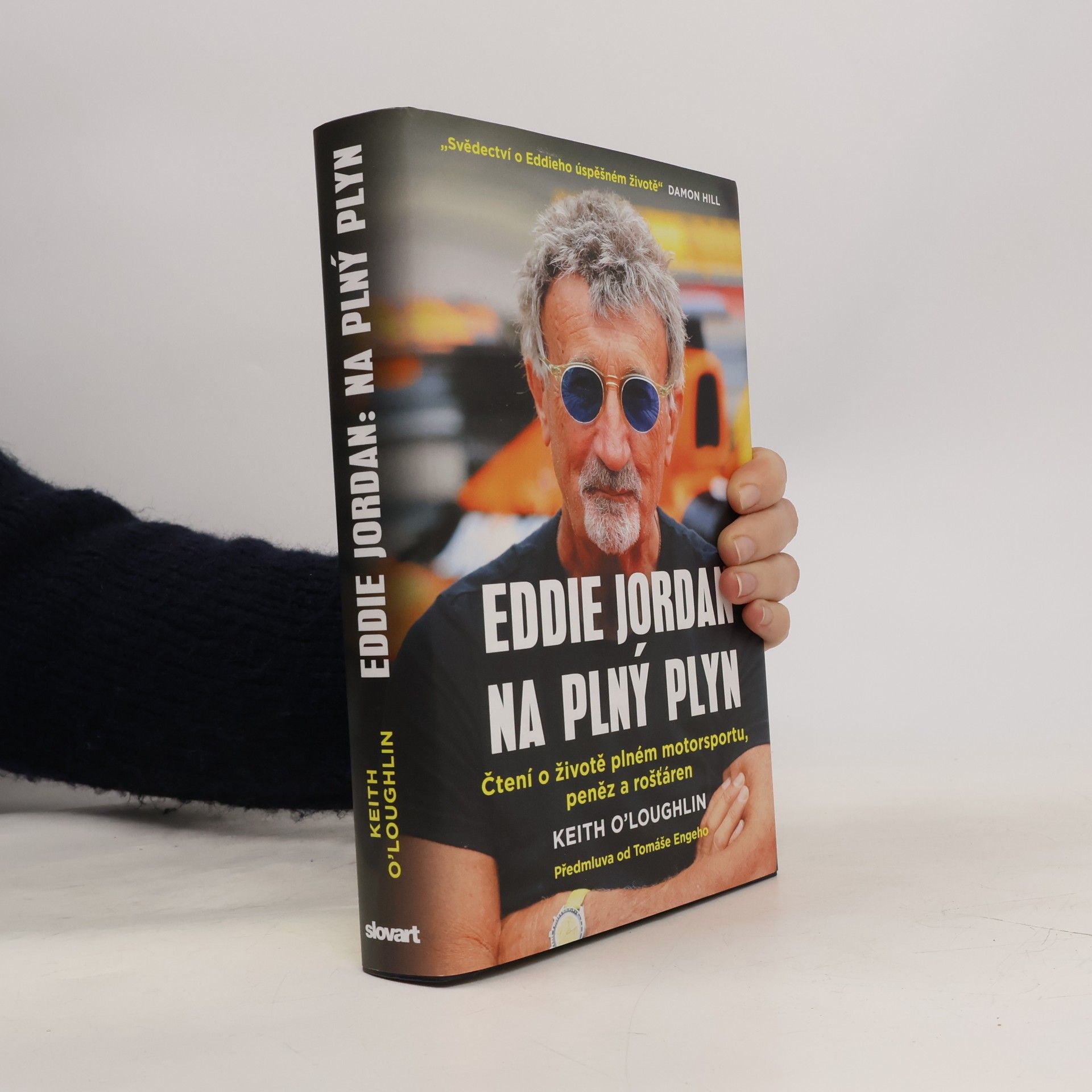Eddie Jordan Na plný plyn: Čtení o životě plném motorsportu, peněz a rošťáren