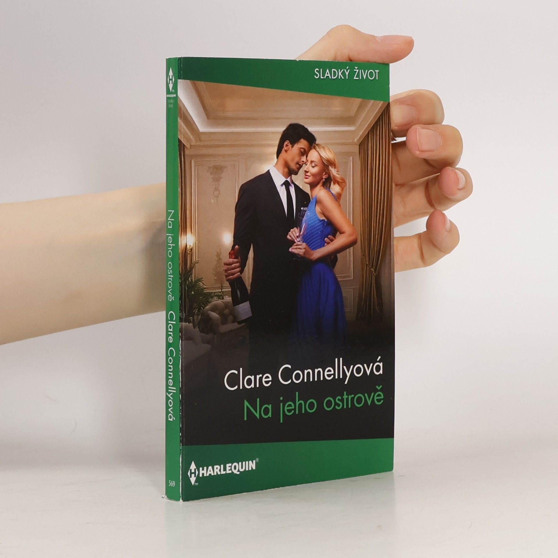 Clare Connelly Na jeho ostrově 569