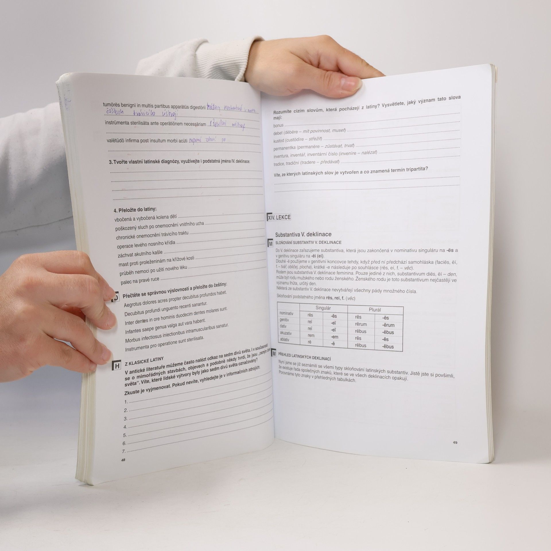 Vlasta Seinerová Latina Úvod do latinské terminologie. Pro střední školy se zdravotnickým zaměřením