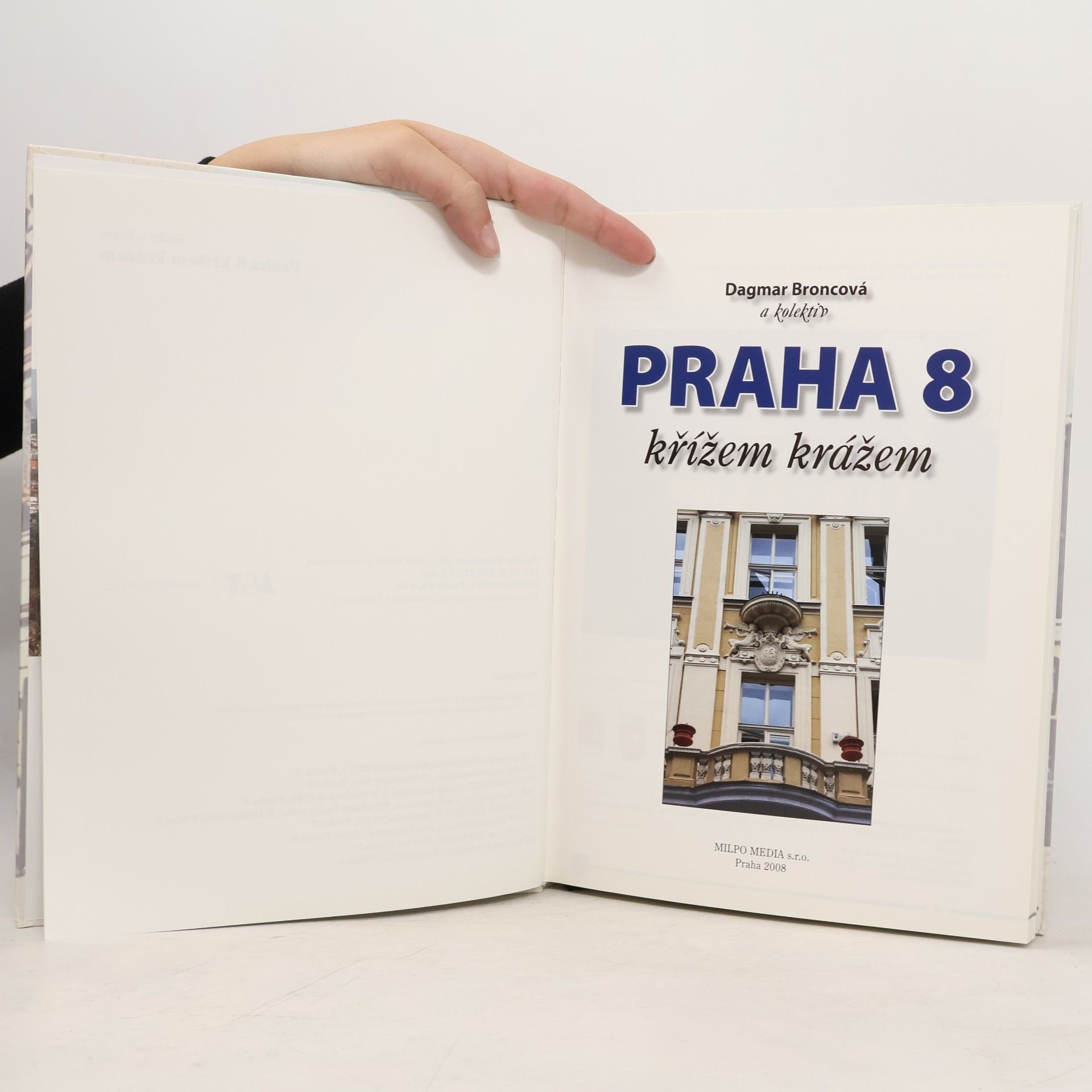 Dagmar Broncová Praha 8 křížem krážem