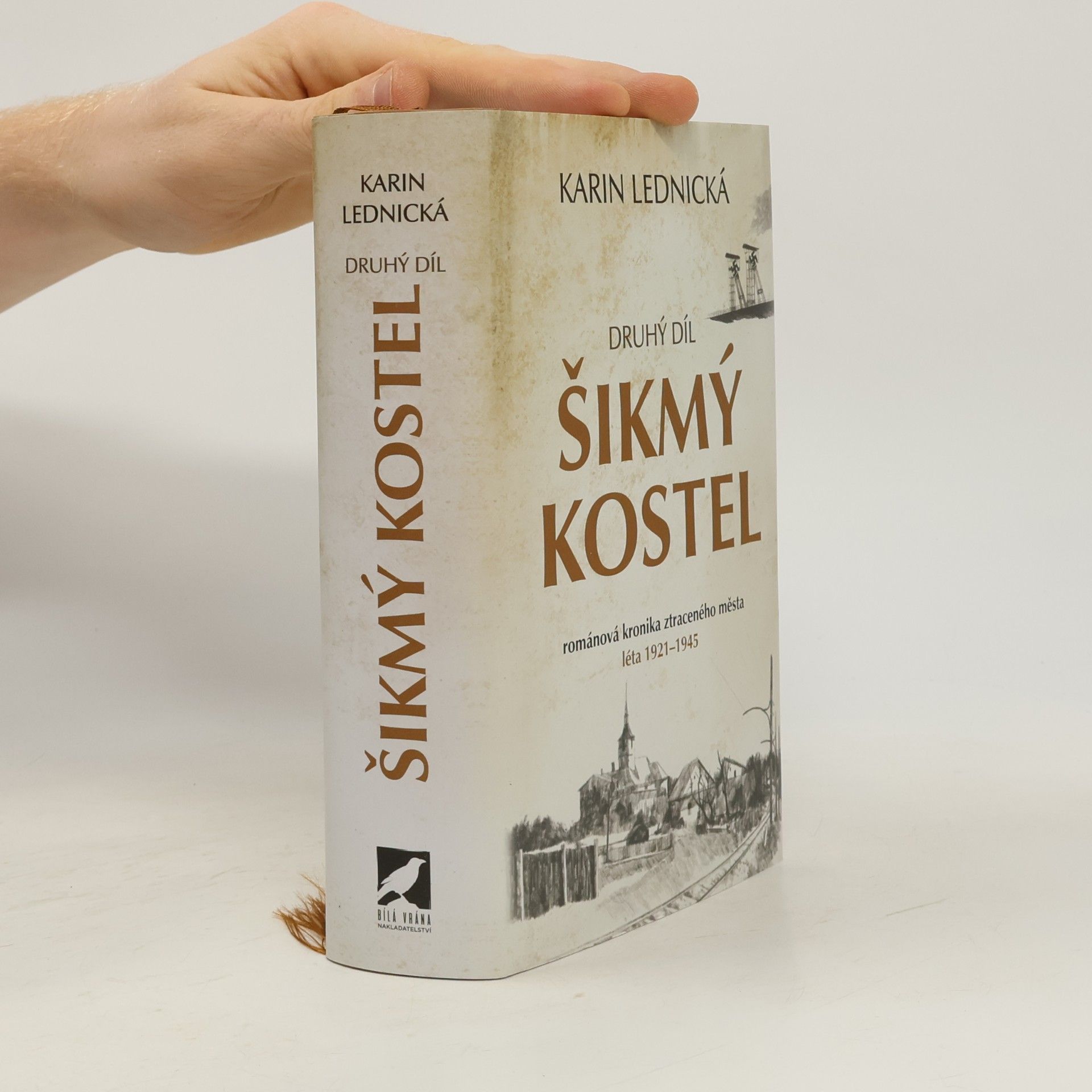 Karin Lednická Šikmý kostel 2