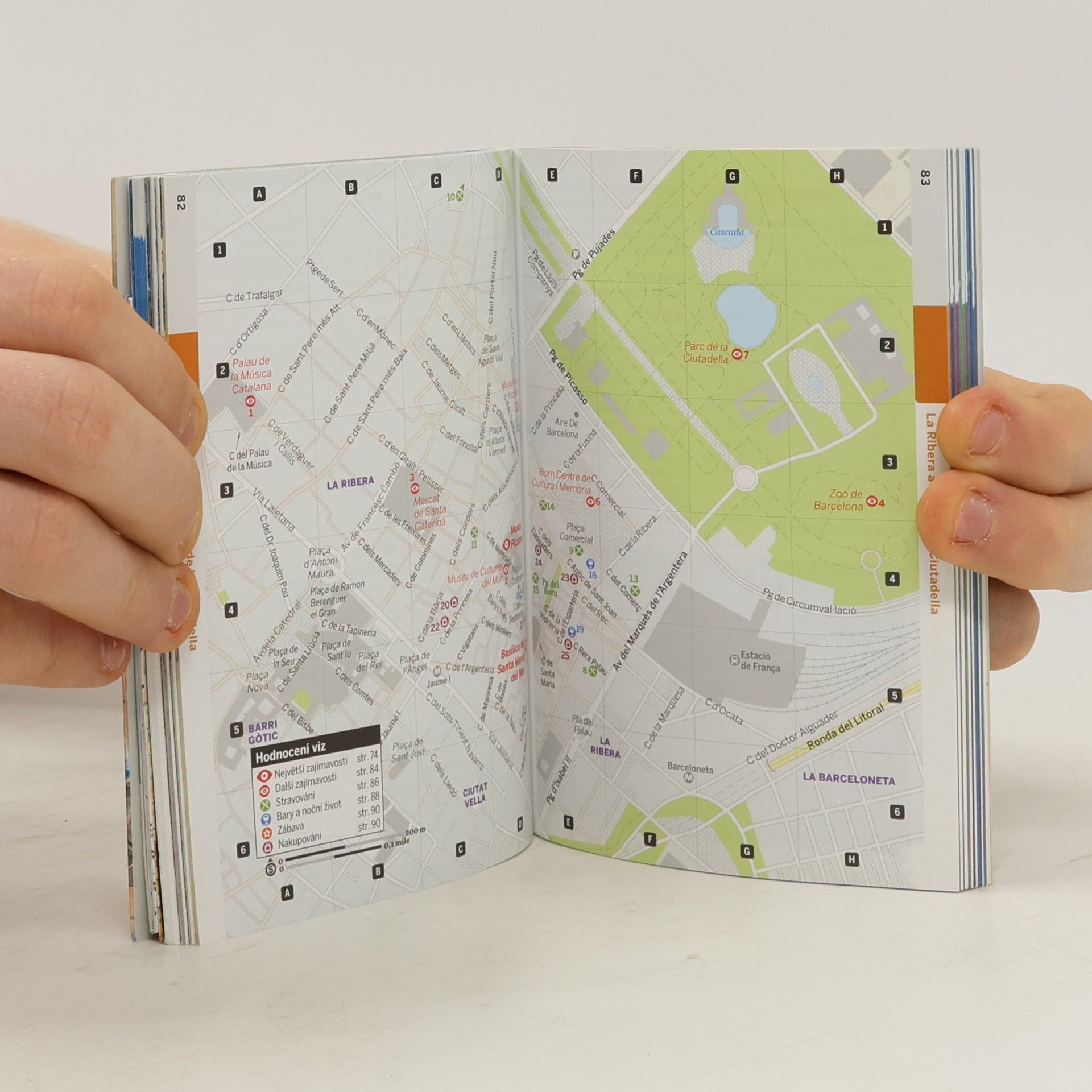 Sally Davies Barcelona: Do kapsy: Největší zajímavosti, místní doporučení (příloha mapa)