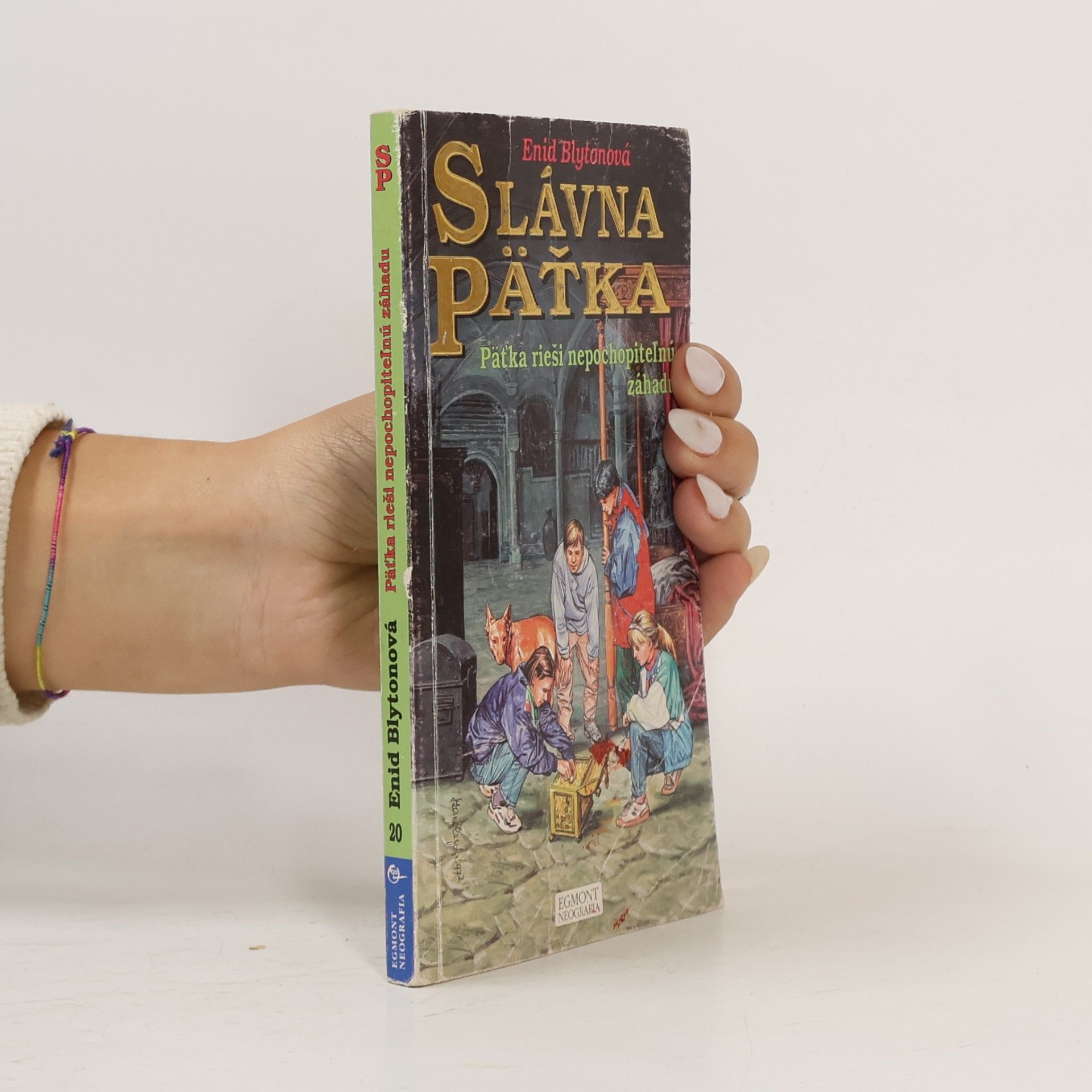 Enid Blyton Päťka rieši nepochopiteľnú záhadu
