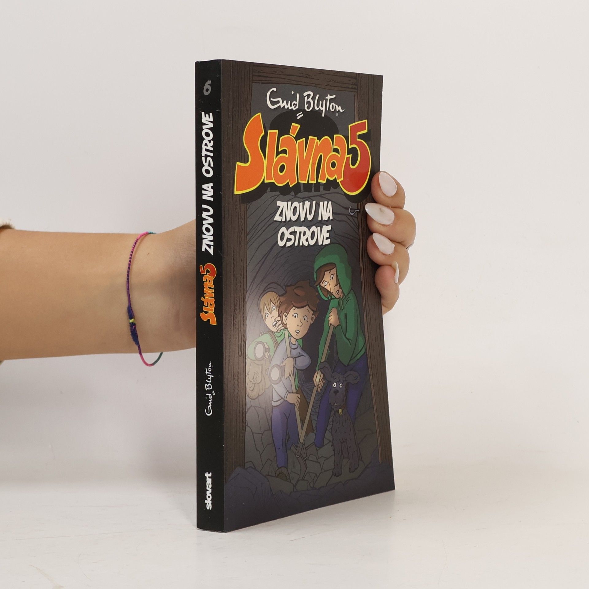 Enid Blyton Slávna päťka znovu na ostrove