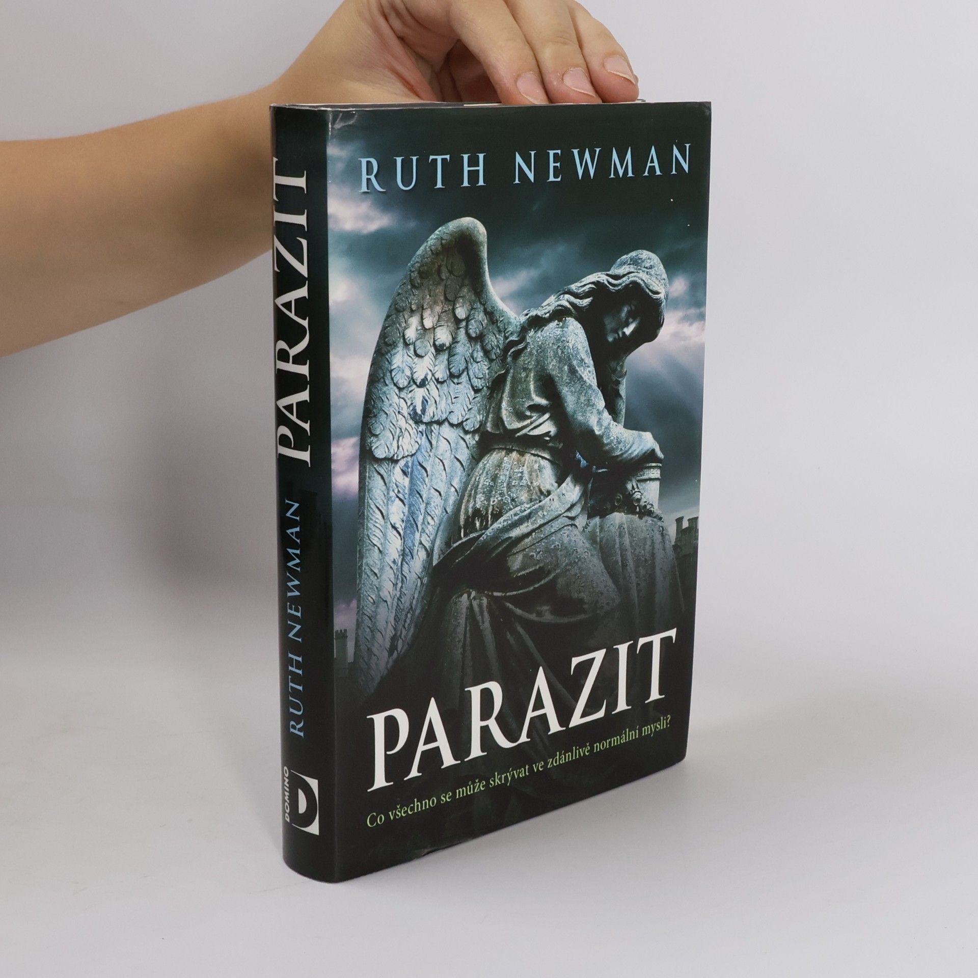 Ruth Newman Parazit