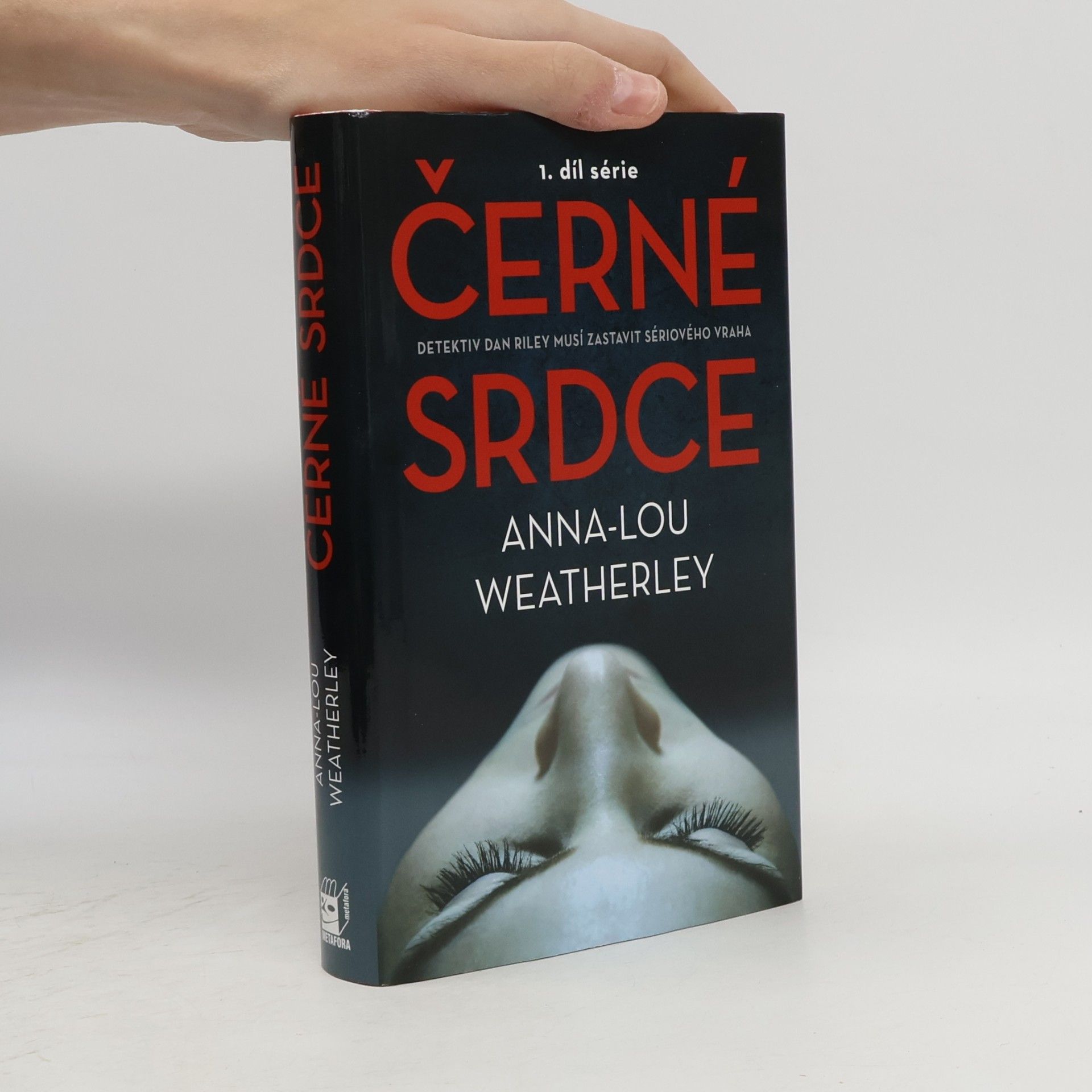 AnnaLouise Weatherley Černé srdce