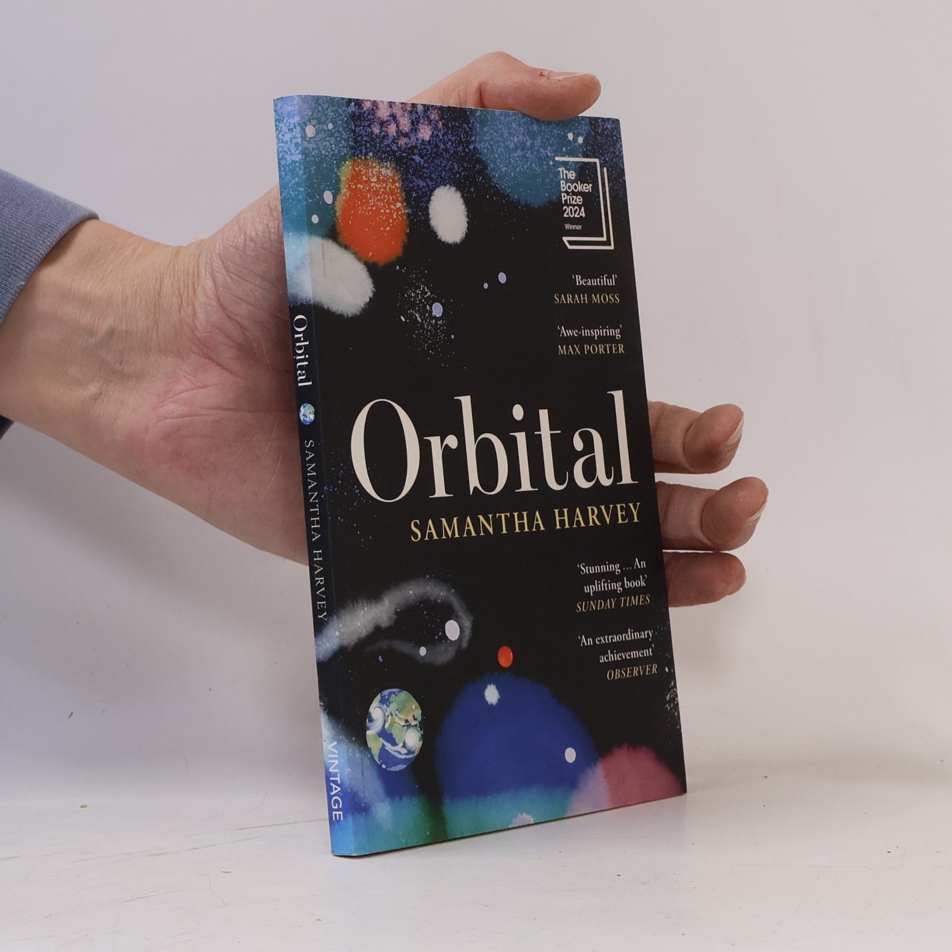 Samantha Harvey Orbital