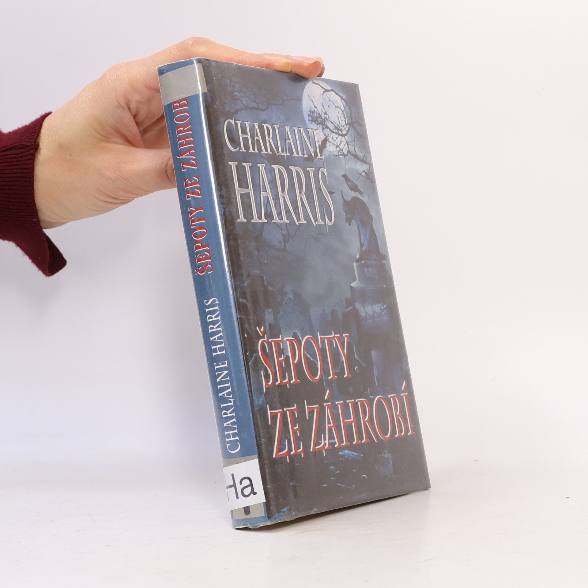 Charlaine Harris Šepoty ze záhrobí