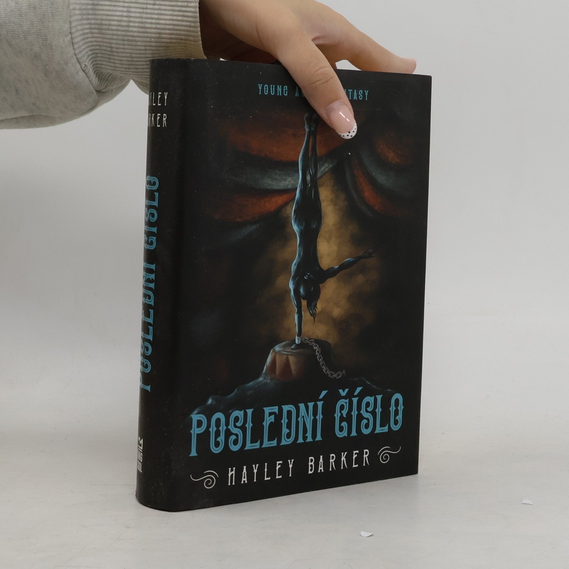 Hayley Barker Poslední číslo