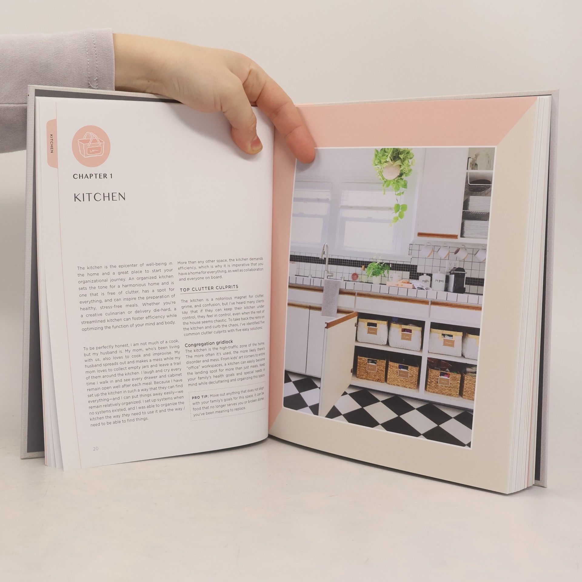 Monica Leed Simply spaced: Clear the clutter and style your life
