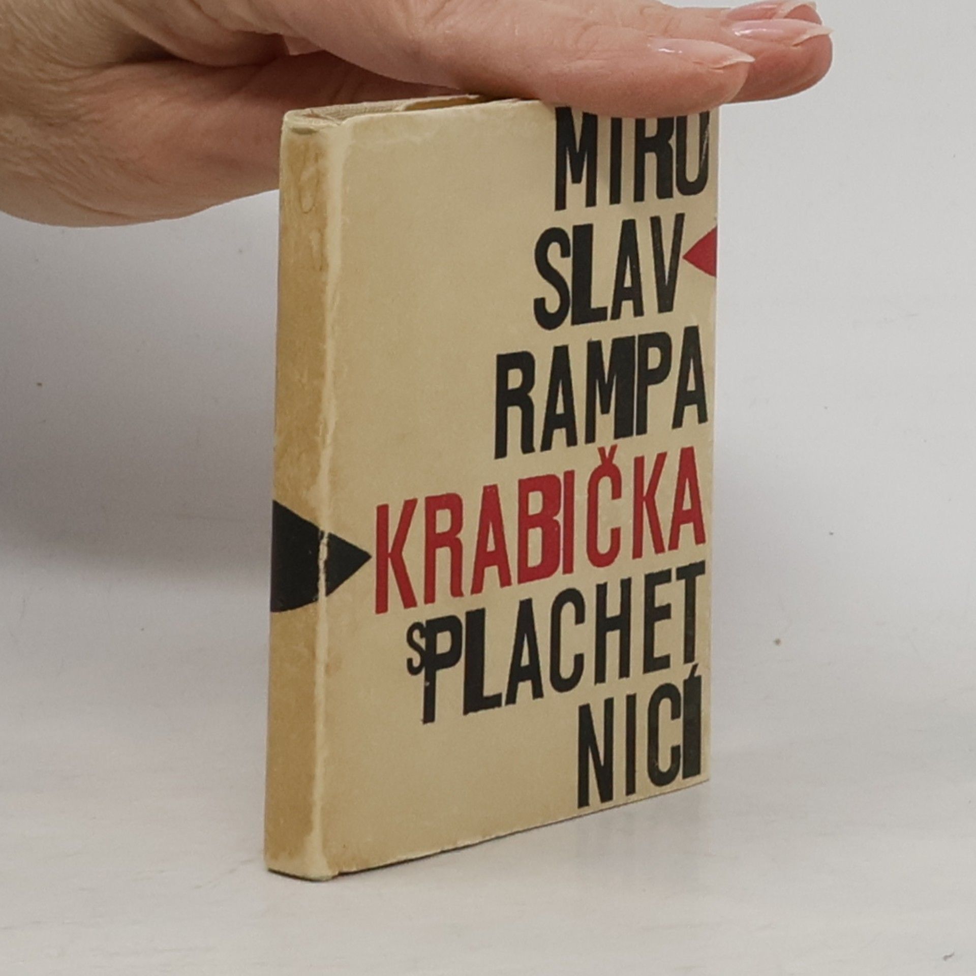 Krabička s plachetnicí