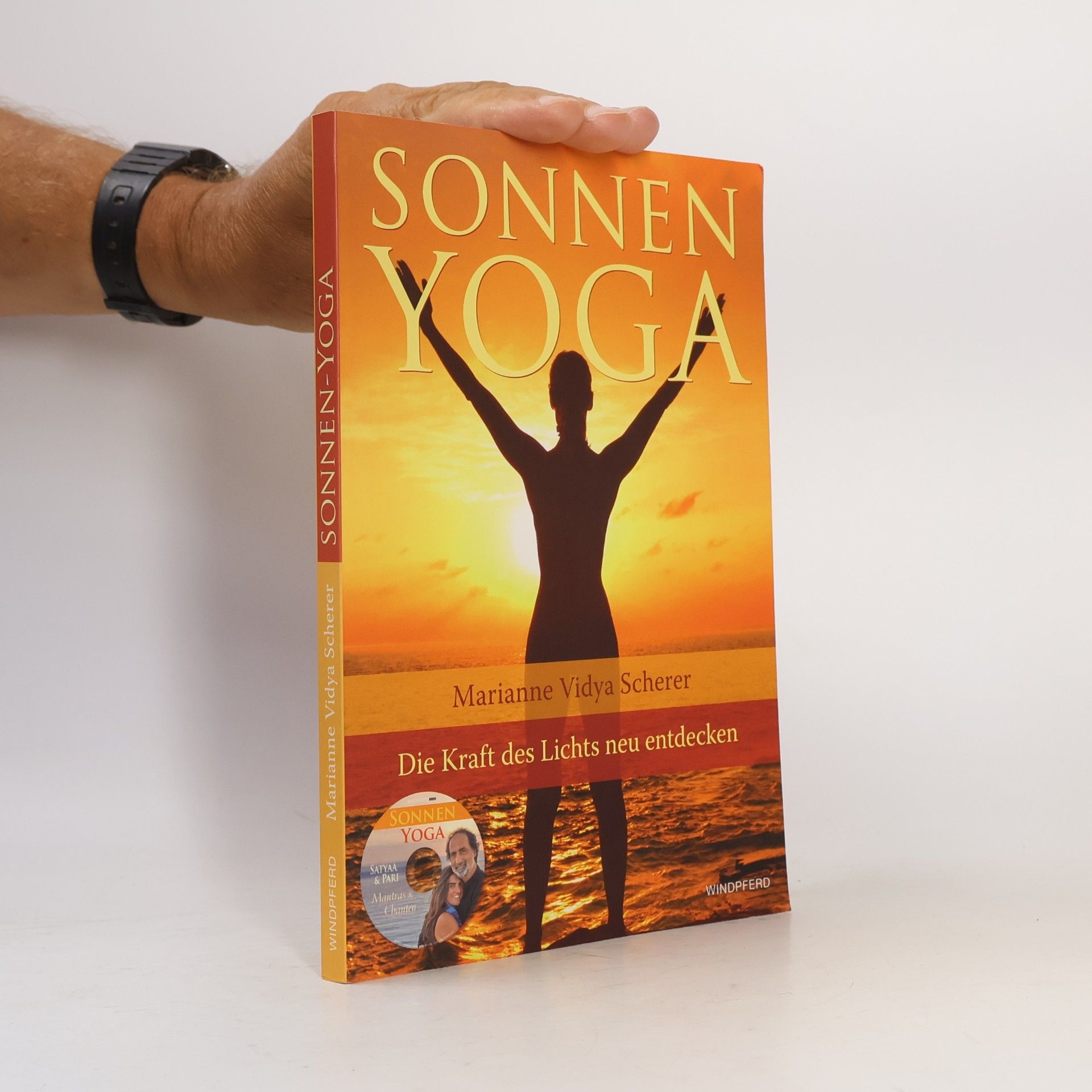 Autorenkollektiv Sonnen-Yoga