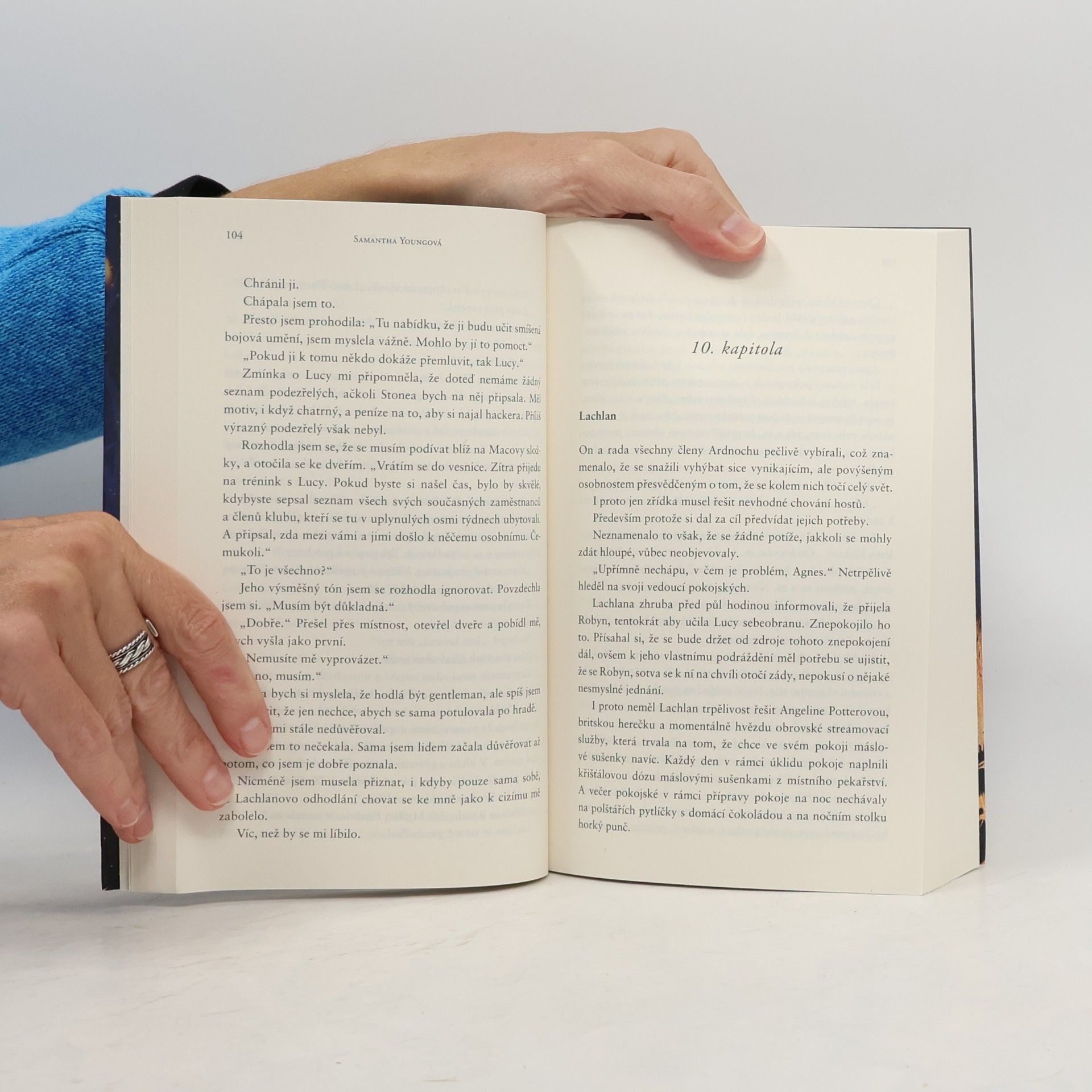 Samantha Young Jen se mnou