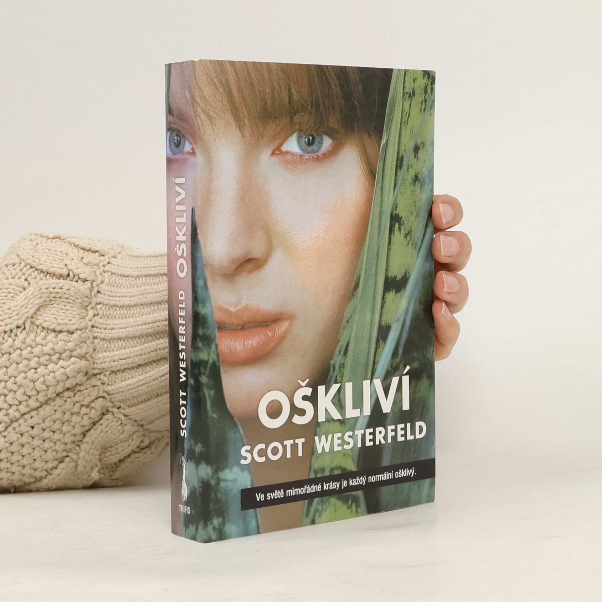 Scott Westerfeld Oškliví