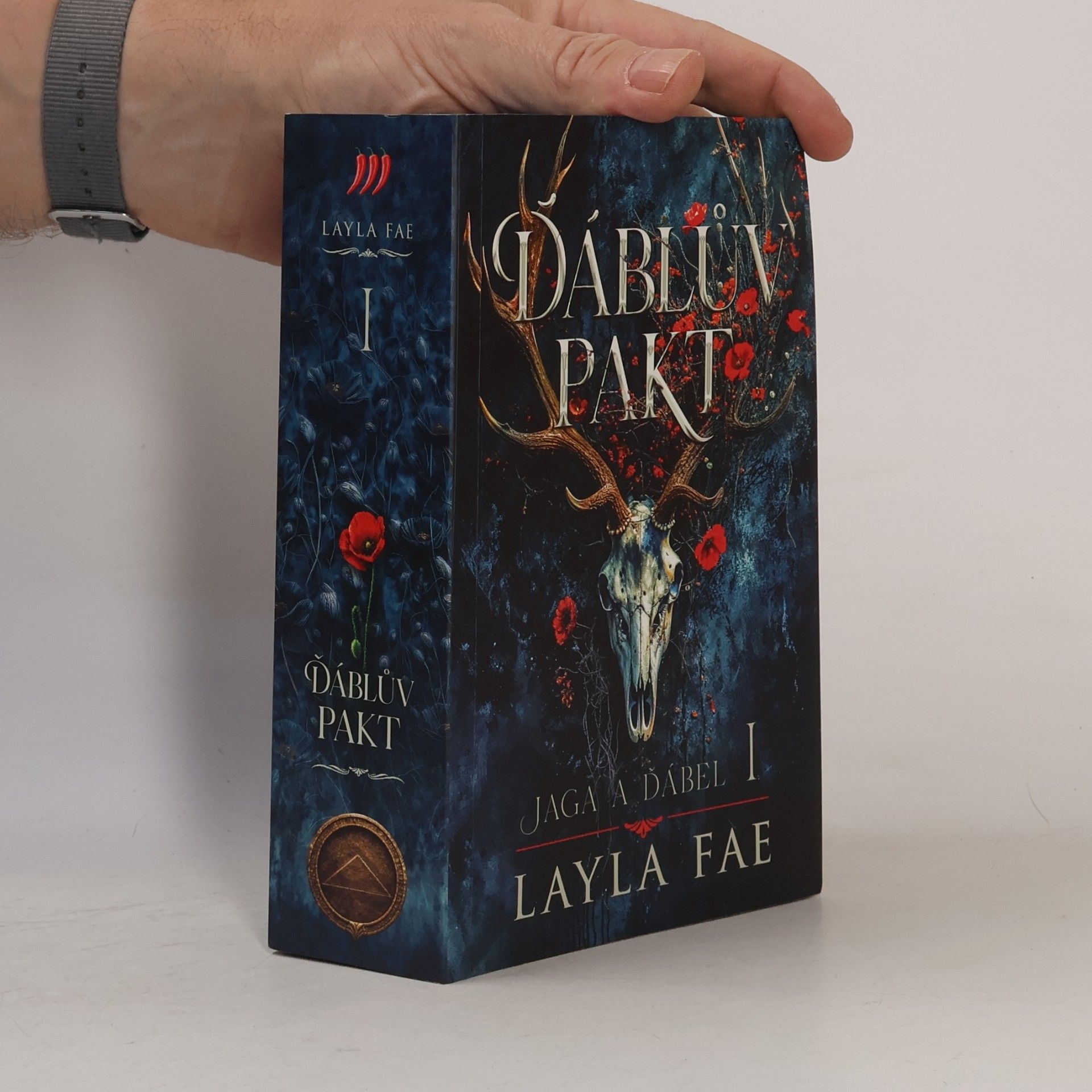 Layla Fae Ďáblův pakt