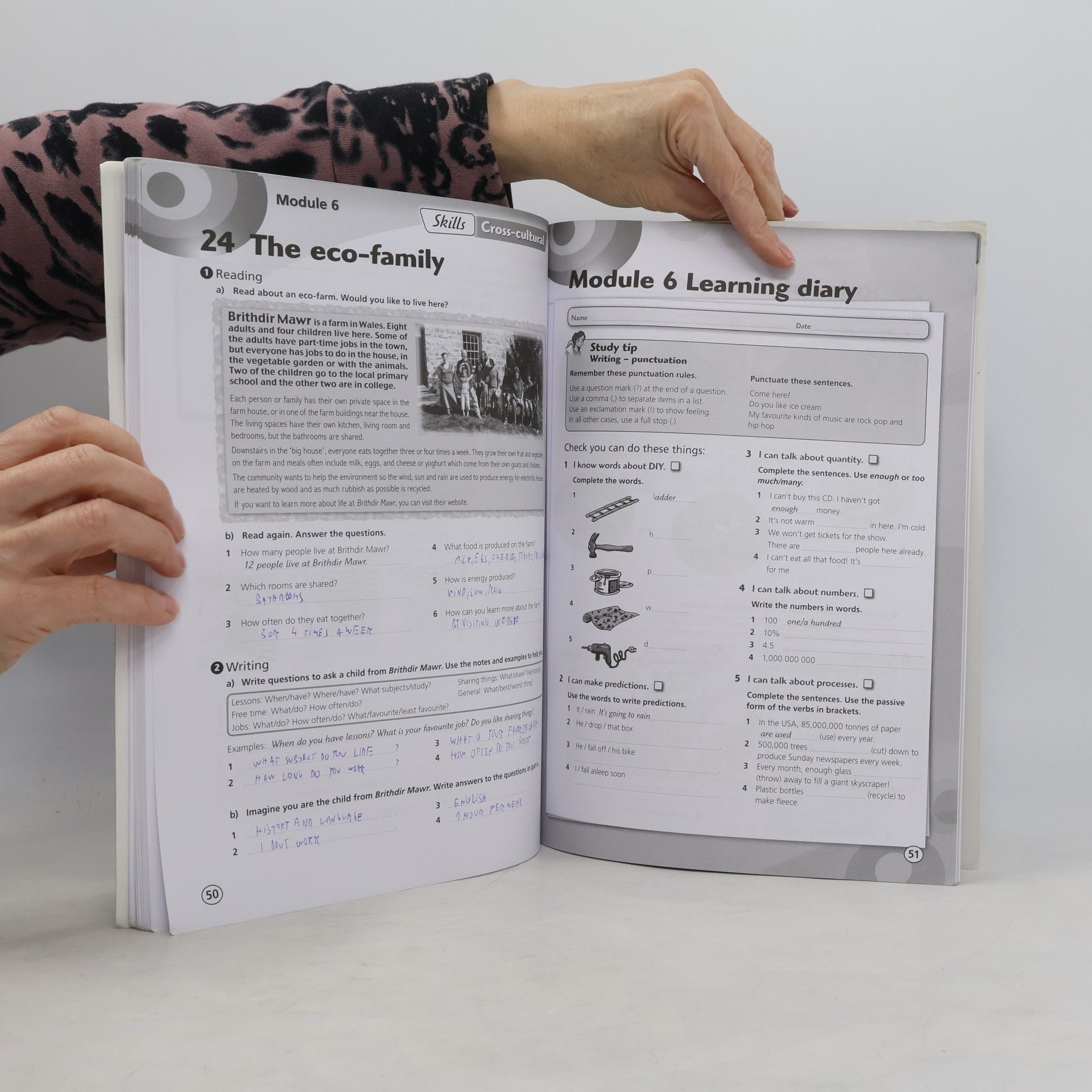 Cheryl Pelteret Hot spot 3. Activity book