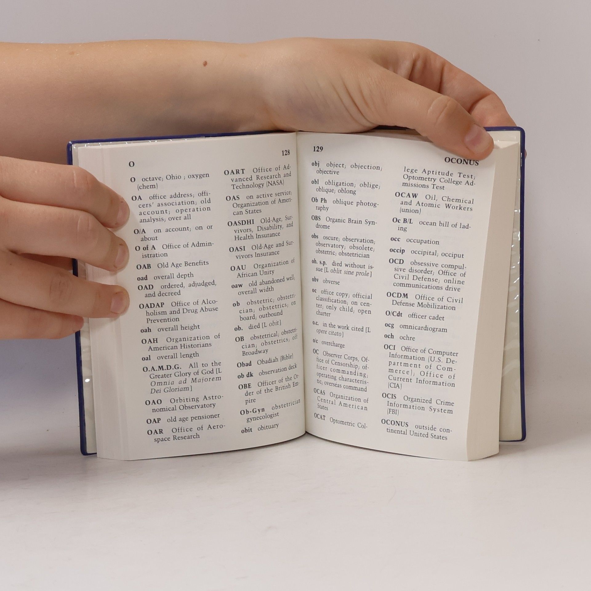 Auriel Douglas Webster's New World Dictionary of Acronyms and Abbreviations