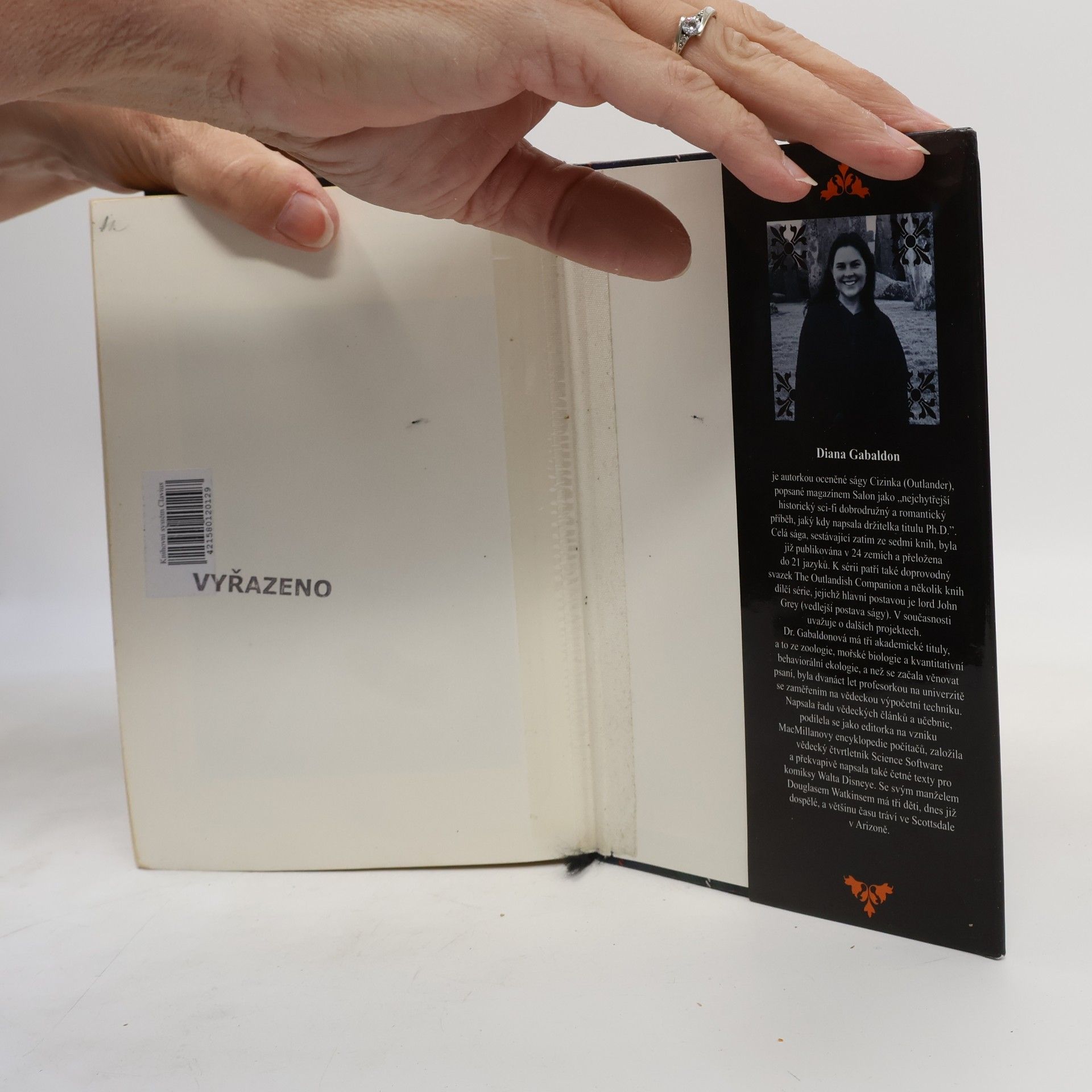 Diana Gabaldon Hořící kříž
