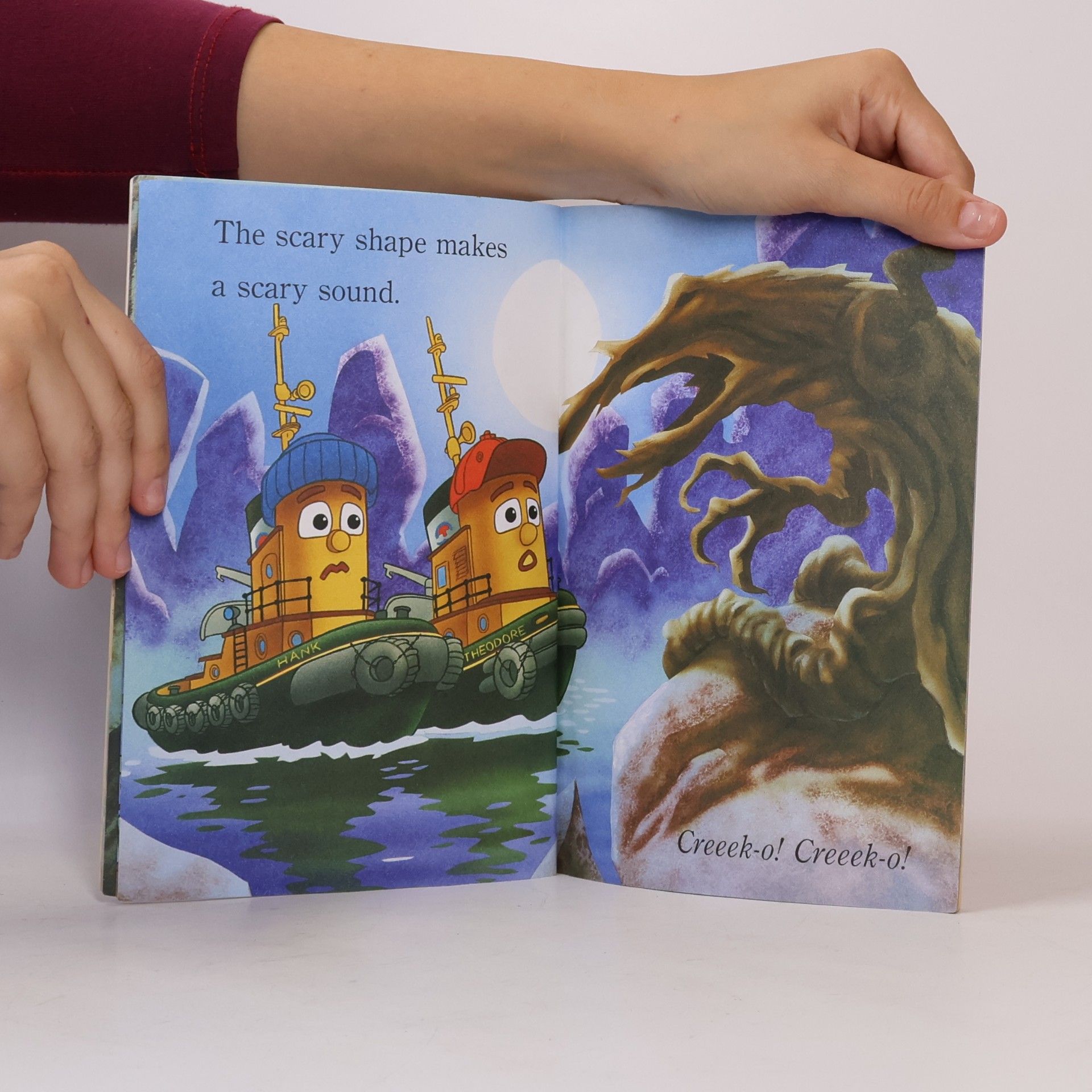Mary Man-Kong Theodore Tugboat: Theodore and the Scary Cove