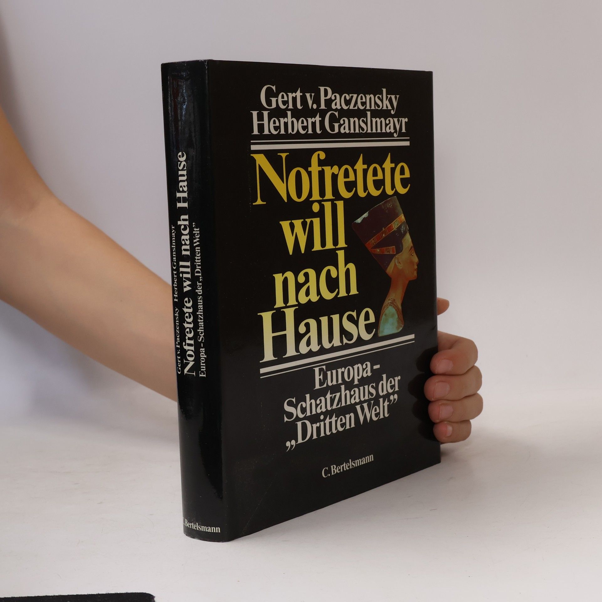 Gert Paczensky Nofretete will nach Hause