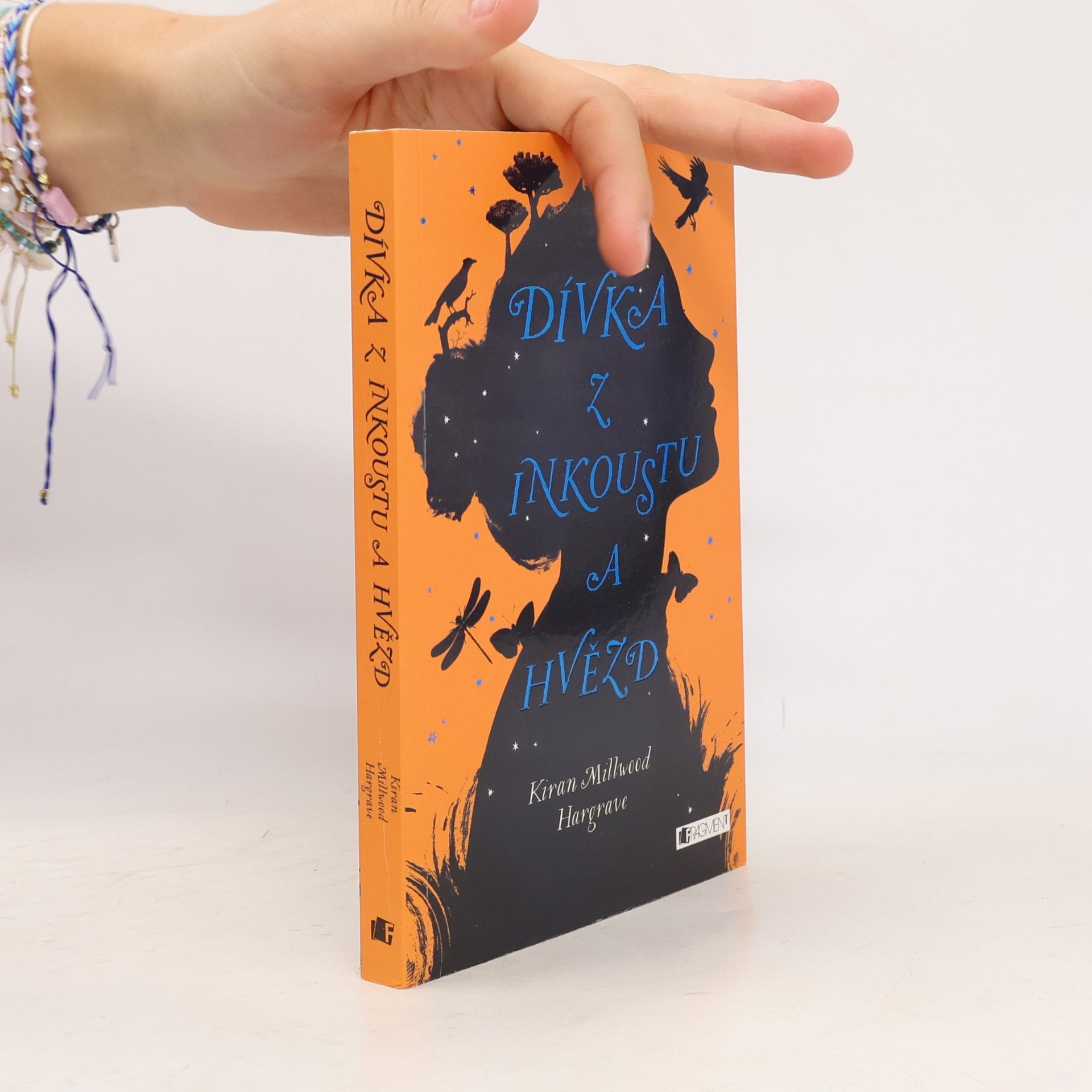Kiran Millwood Hargrave Dívka z inkoustu a hvězd