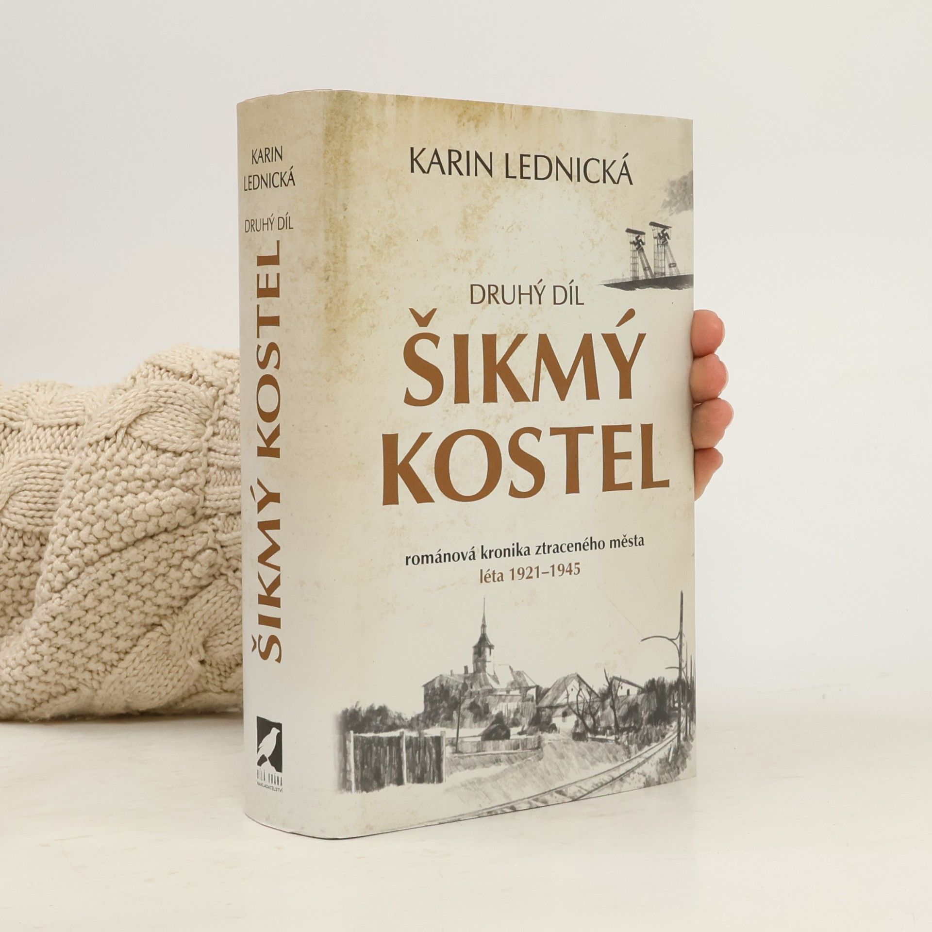 Karin Lednická Šikmý kostel 2