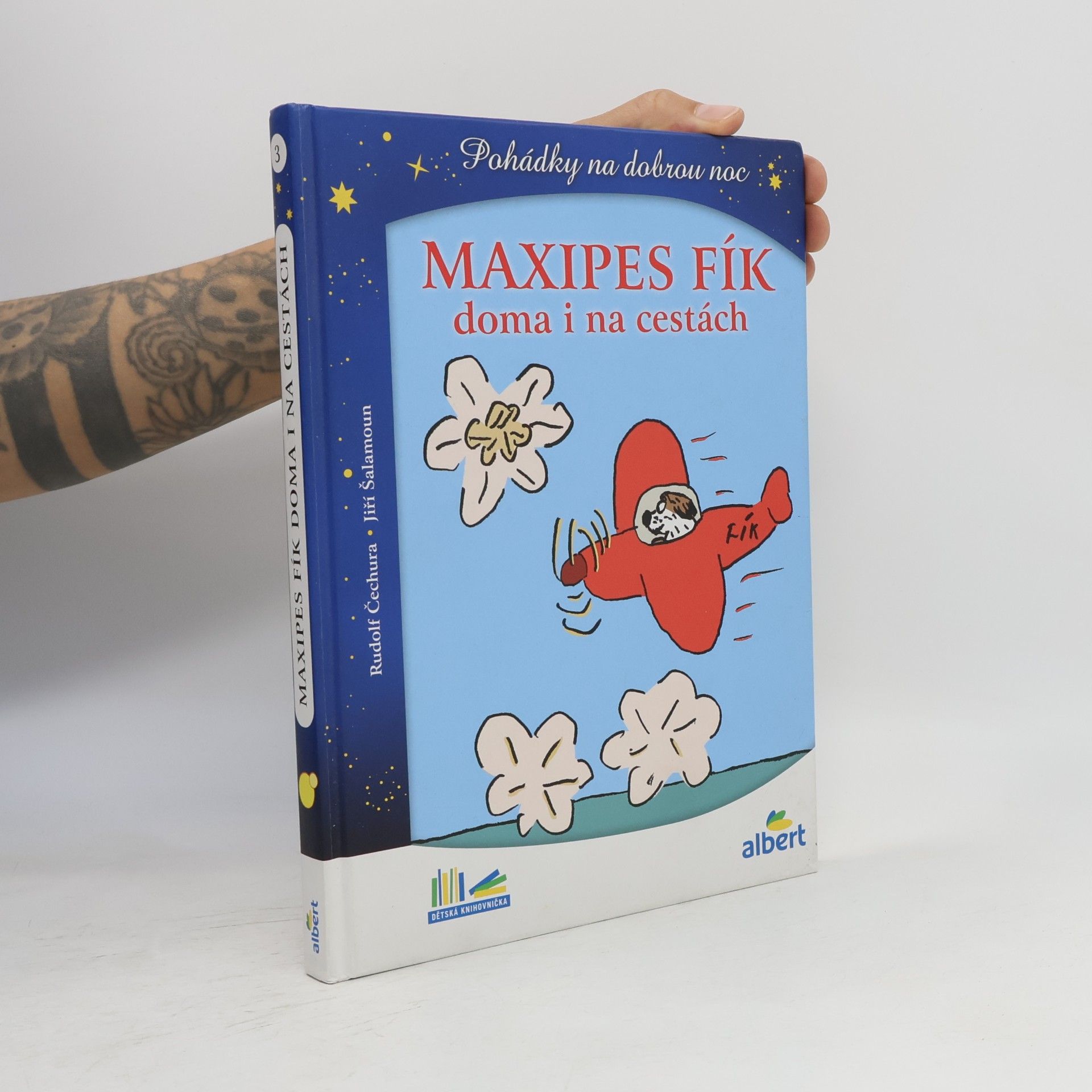 Maxipes Fík doma i na cestách
