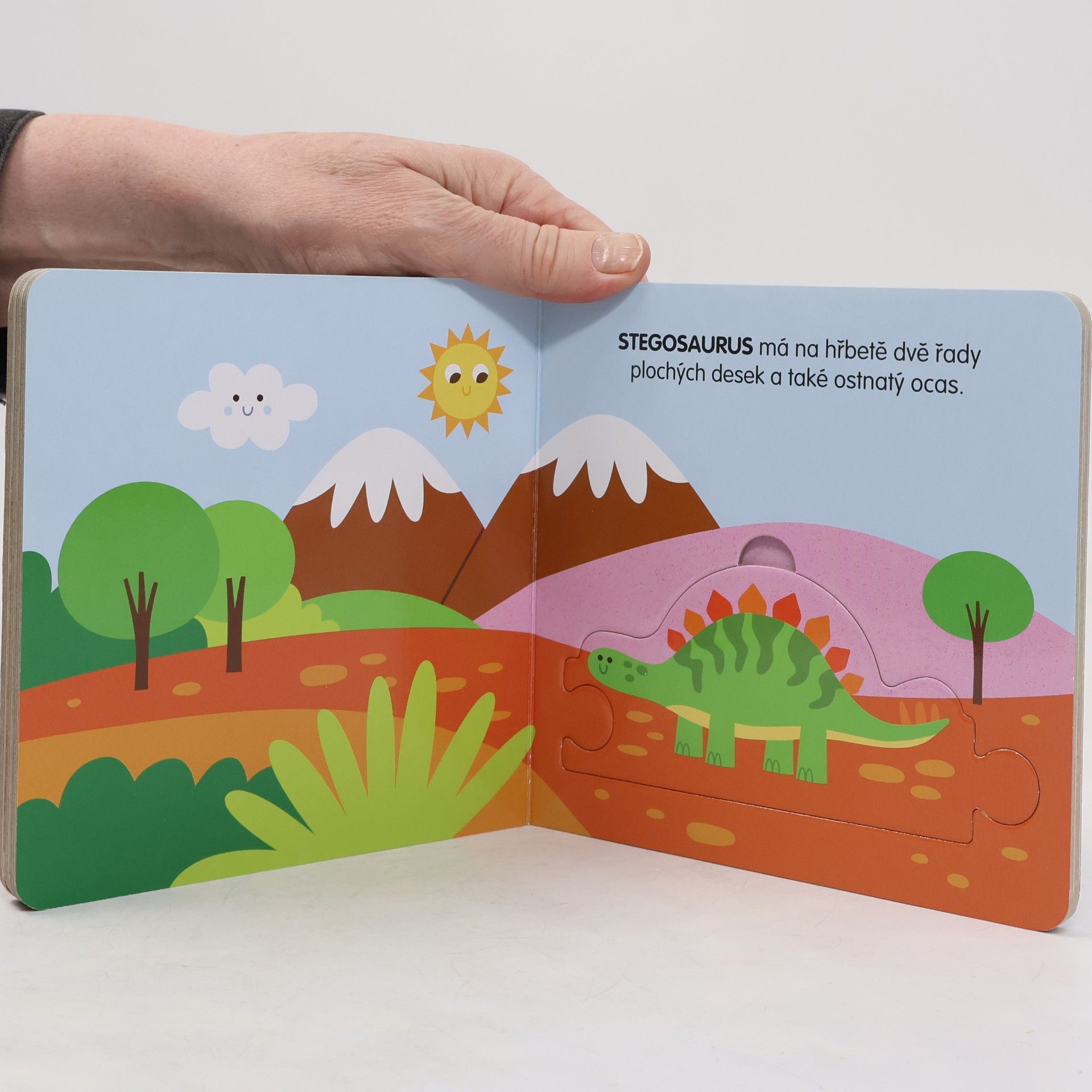 Beatrice Tinarelli Dinosauři - Knížka s puzzle