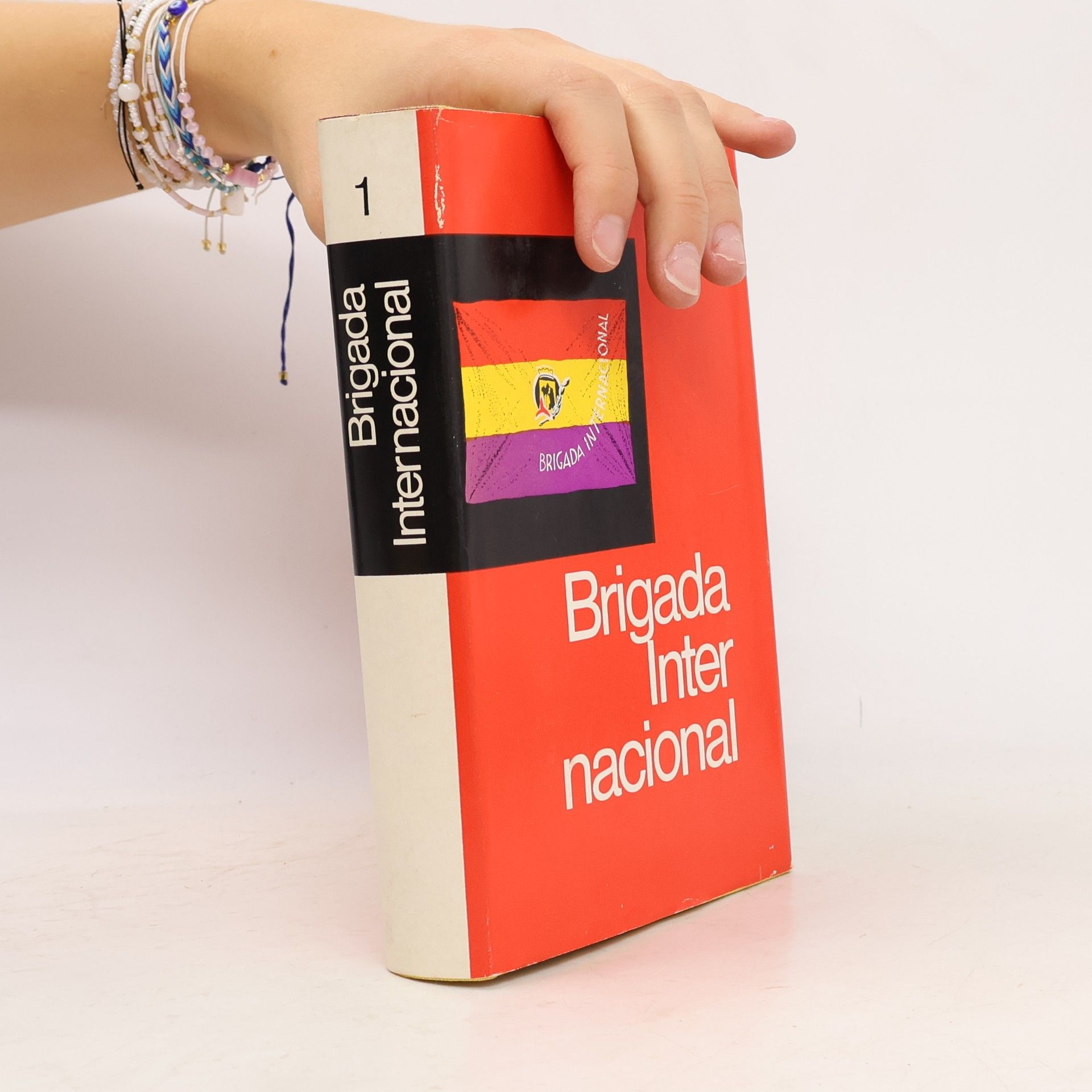 Various authors Brigada Internacional 1