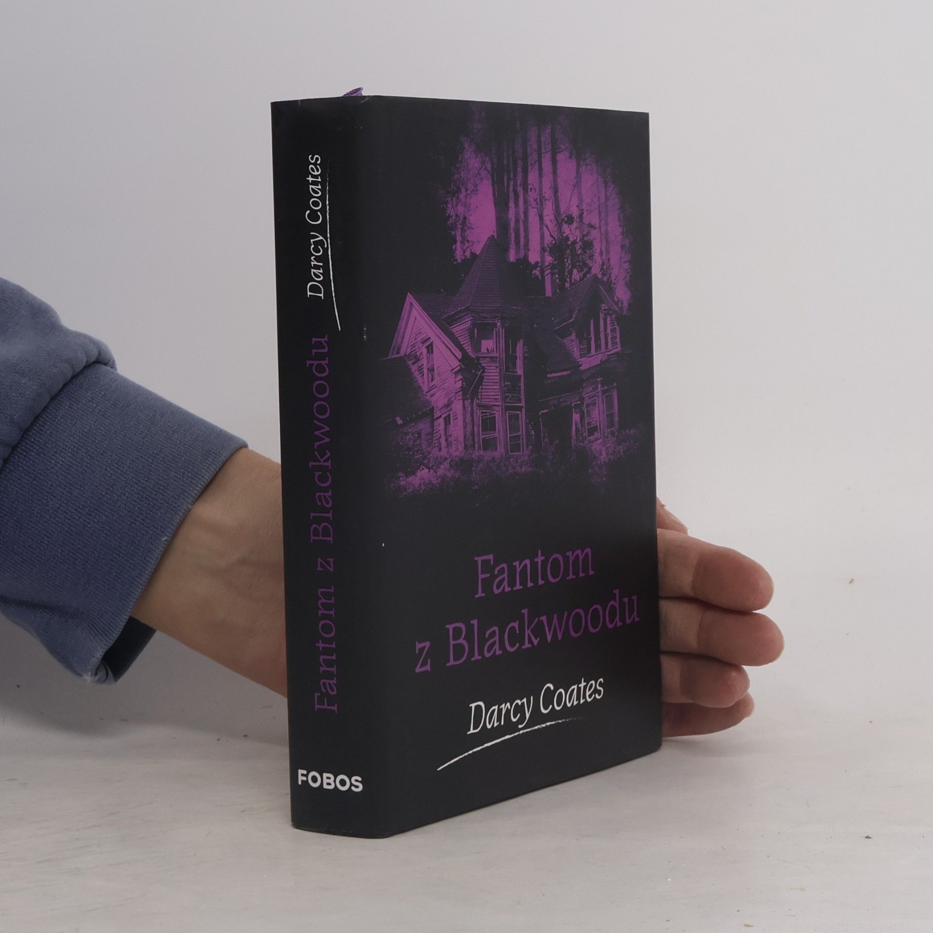 Darcy Coates Fantom z Blackwoodu