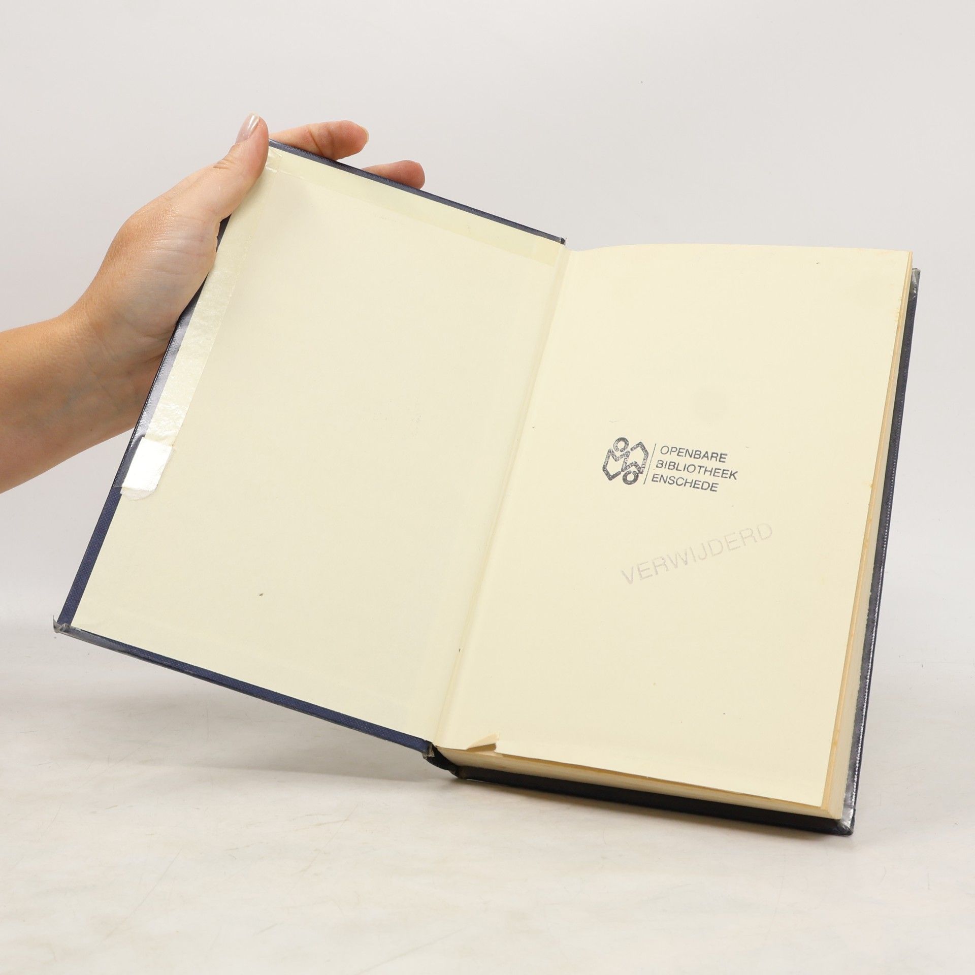 R.M. Lamming The notebook of Gismondo Cavalletti